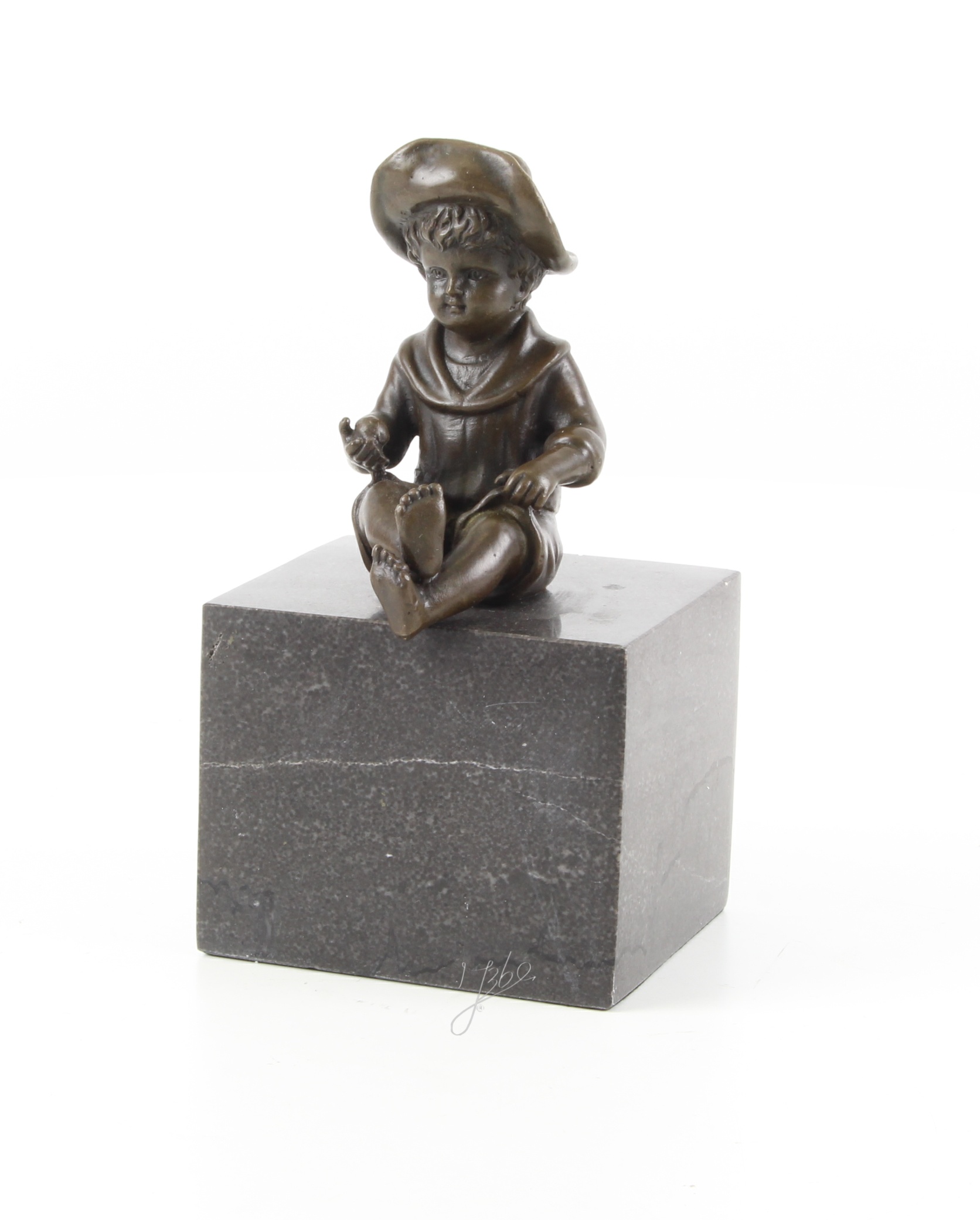Hochwertige Bronze Kinderskulptur Junge im Matrosenanzug Statue 4