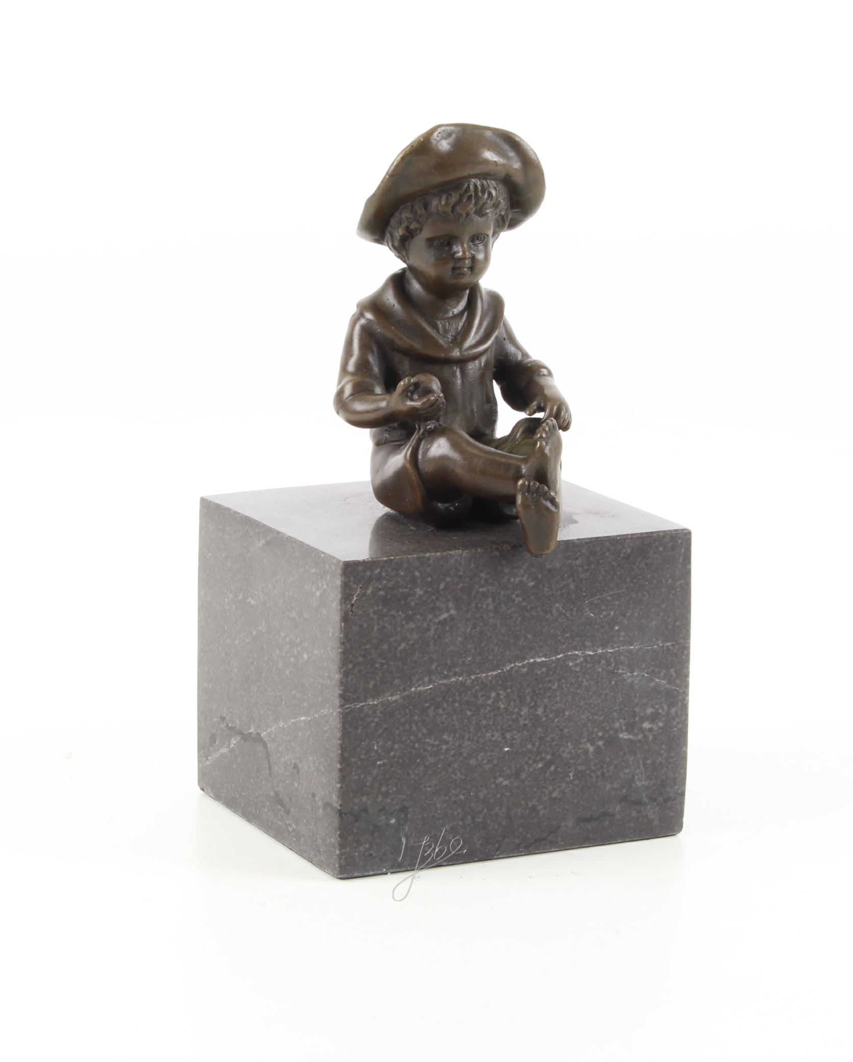 Hochwertige Bronze Kinderskulptur Junge im Matrosenanzug Statue 16