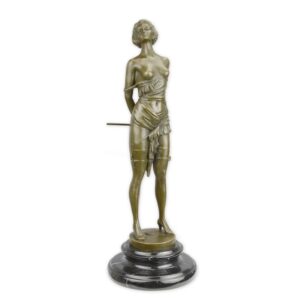Elegante Bronzefigur Die Reitgerte Anmutige Skulptur einer Frau