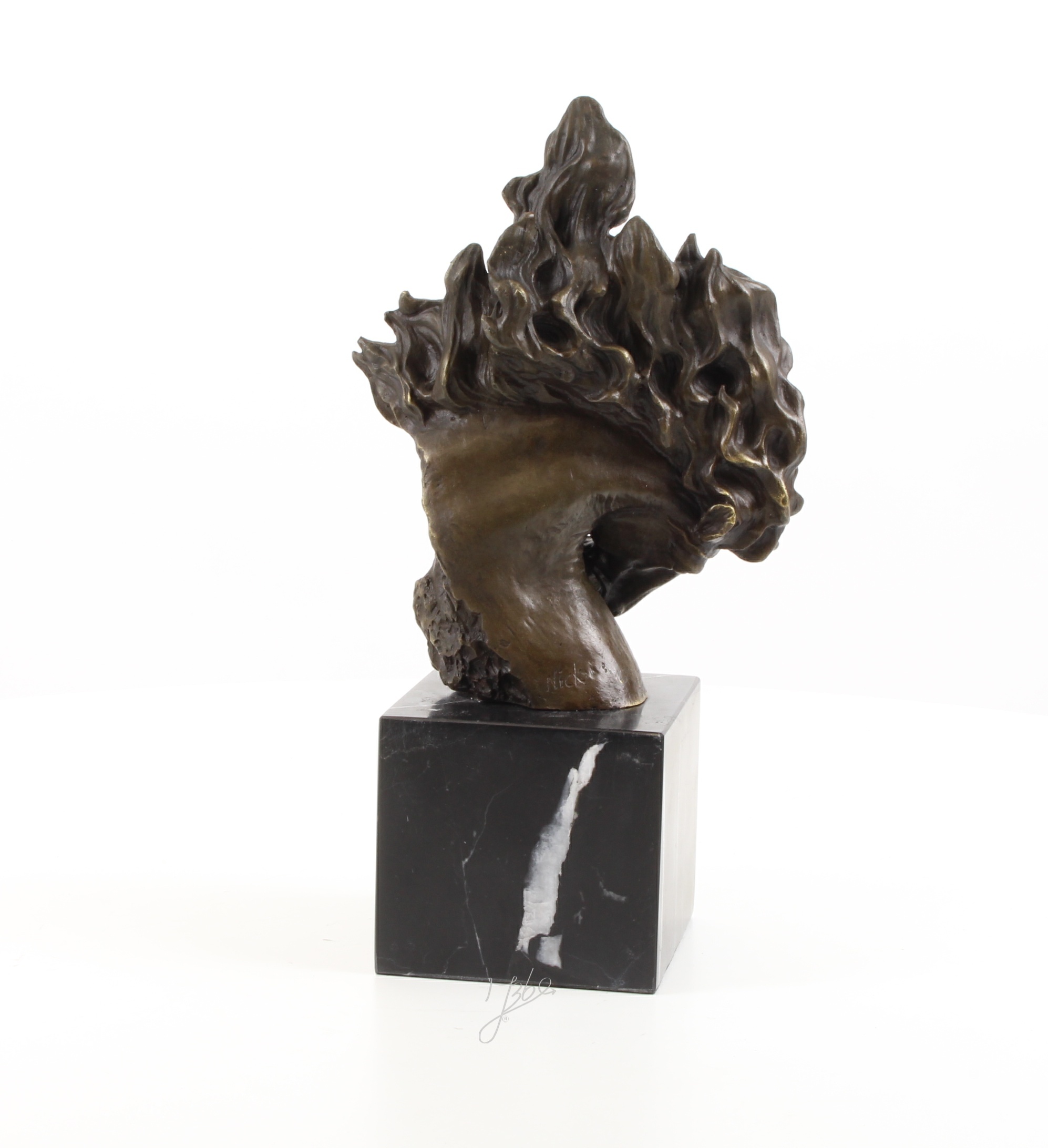 Exquisite Pferdekopf Bronzeskulptur mit detailreicher Pferdemähne 13