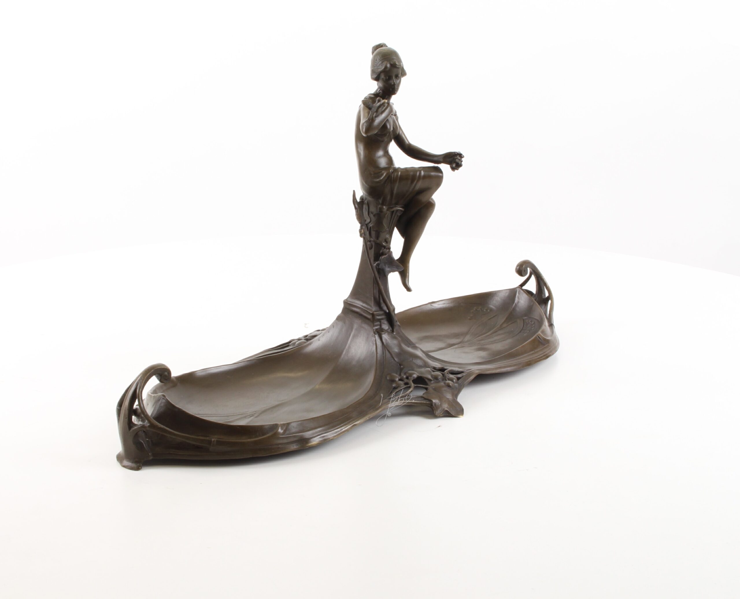 Exquisite Jugendstil Bronze Schale Dekorative Ablage mit weiblicher Figur 17