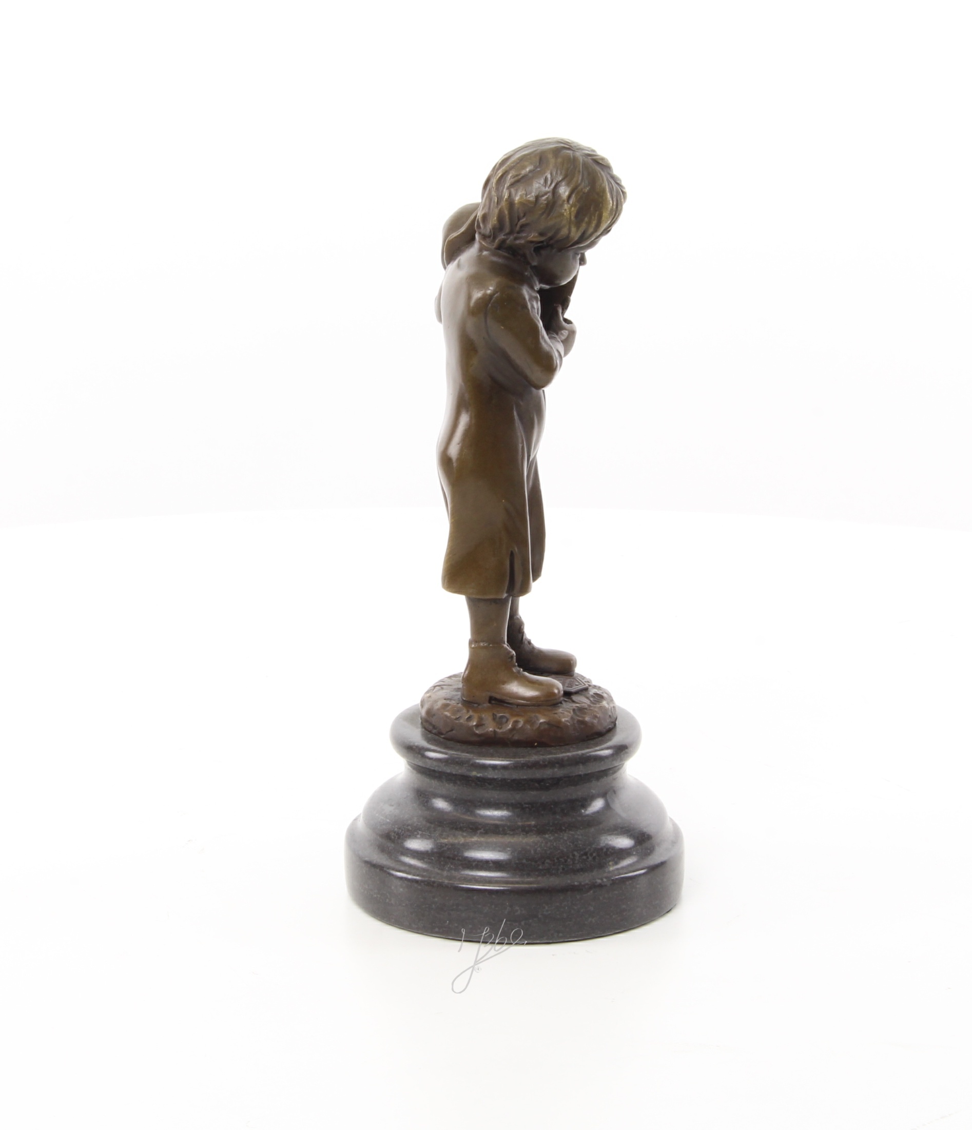 Detaillierte Bronze Jungenskulptur Nachdenklicher Junge als Kunstwerk 14