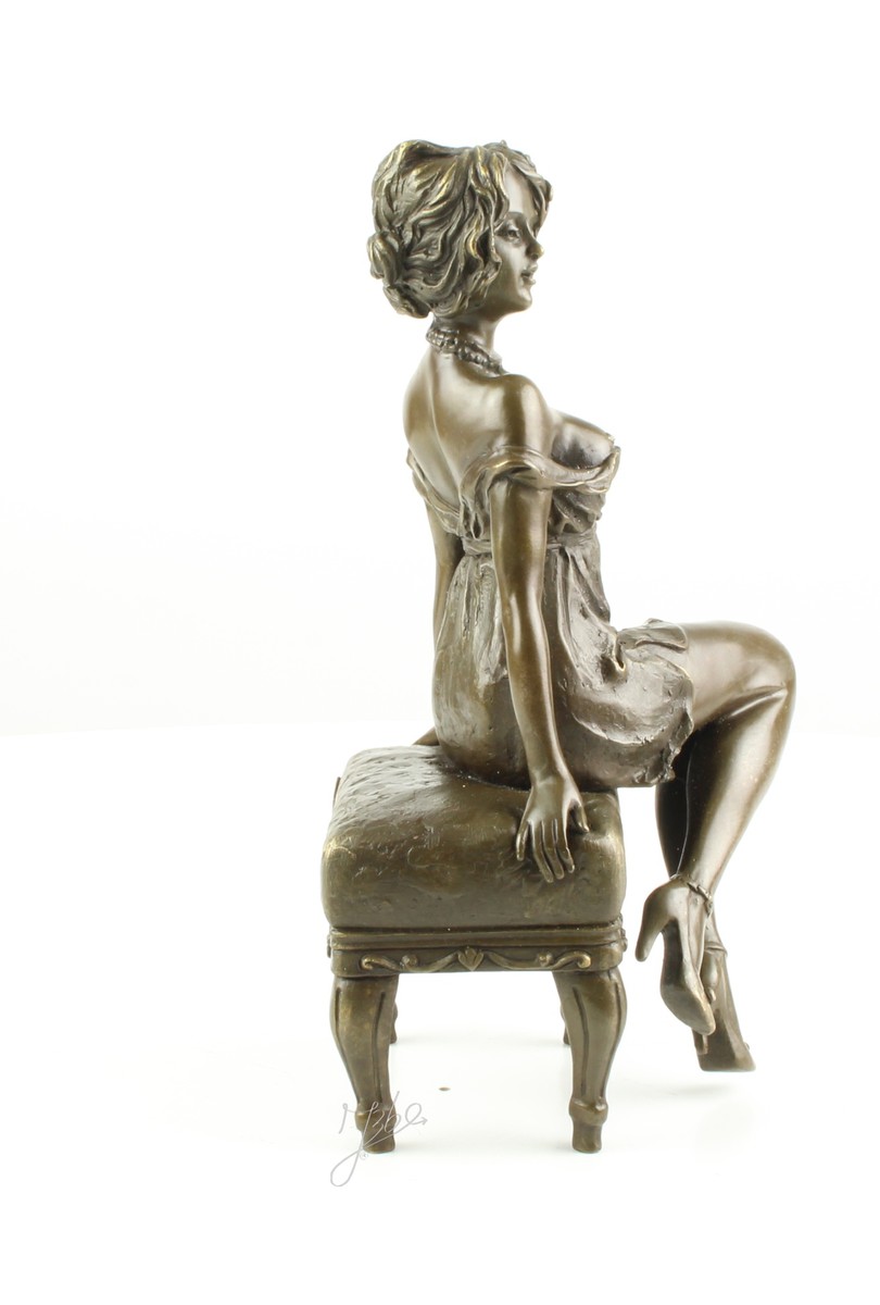 Elegante Bronze Frauenfigur Bronzeskulptur Frau auf Hocker für Ihr Zuhause 14