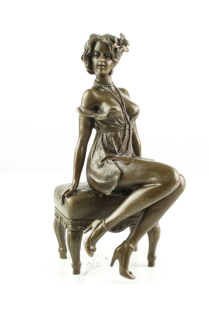 Elegante Bronze Frauenfigur Bronzeskulptur Frau auf Hocker für Ihr Zuhause 16