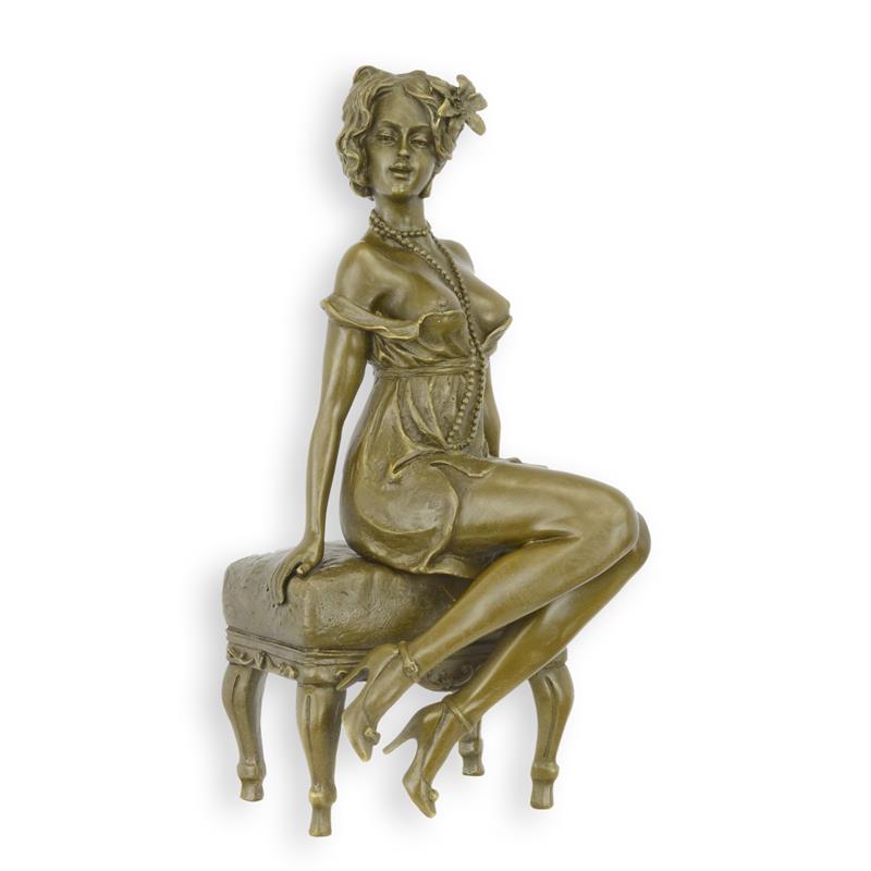 Elegante Bronze Frauenfigur Bronzeskulptur Frau auf Hocker für Ihr Zuhause 2