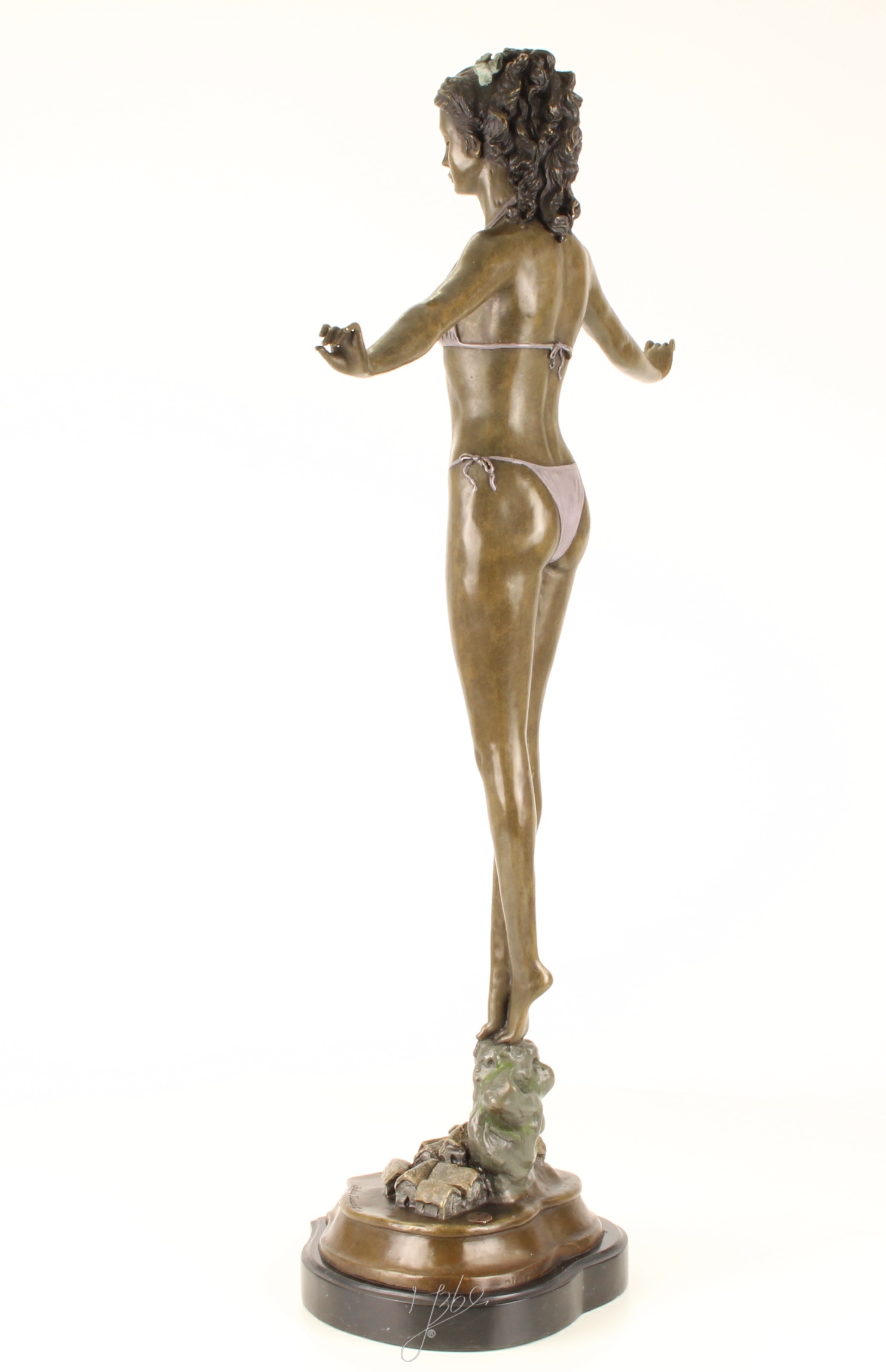 Elegante Bronze Frauenfigur Bronzeskulptur Frau im Bikini 8