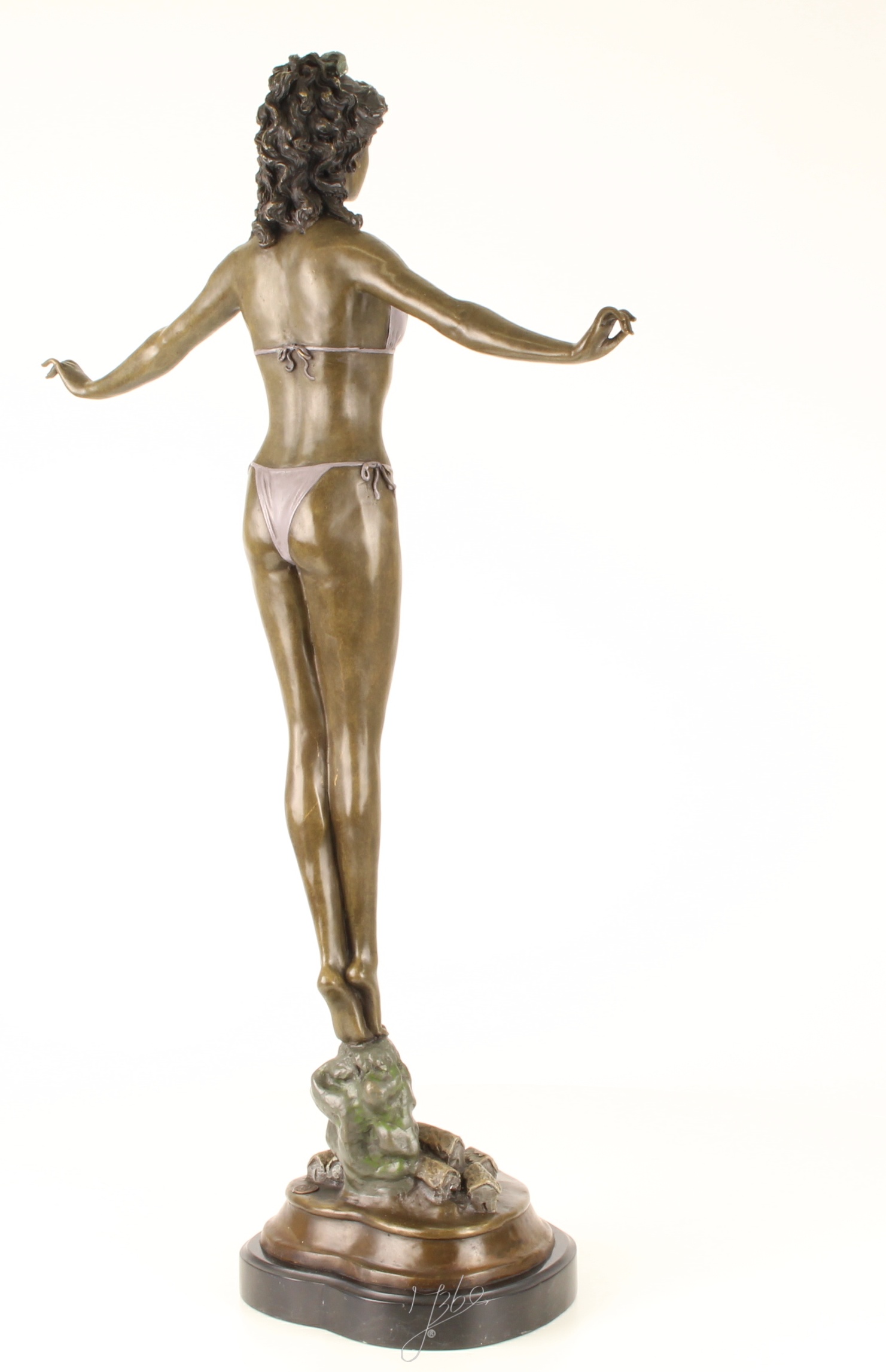 Elegante Bronze Frauenfigur Bronzeskulptur Frau im Bikini 10