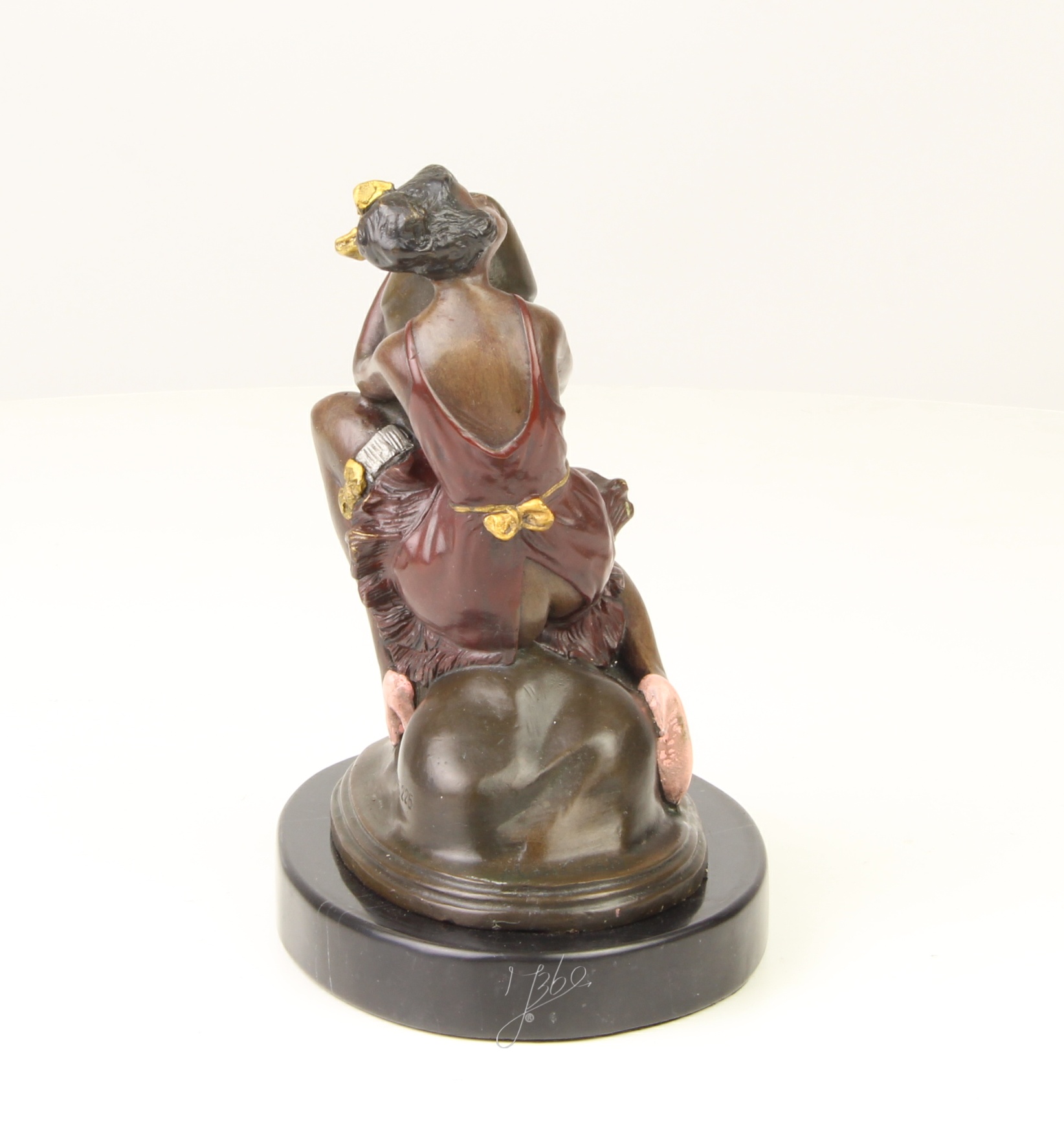 Elegante Bronze Frauenfigur Zeitlose Skulptur einer Frau entdecken 13