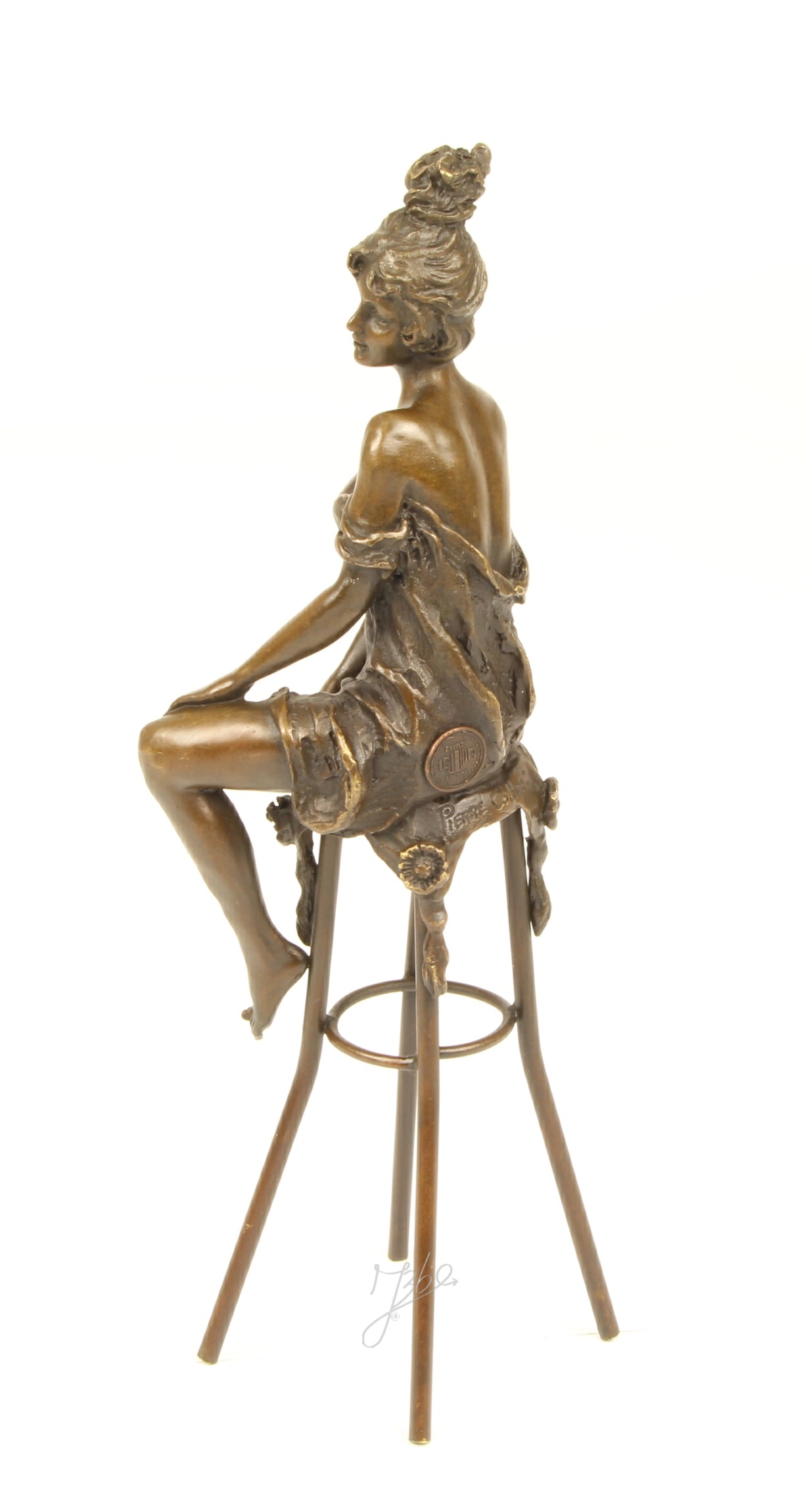 Elegante Bronze Damenstatue Skulptur einer Frau auf Hocker 12