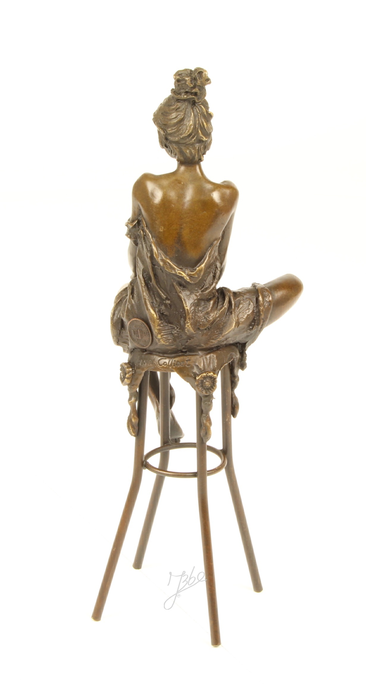 Elegante Bronze Damenstatue Skulptur einer Frau auf Hocker 4