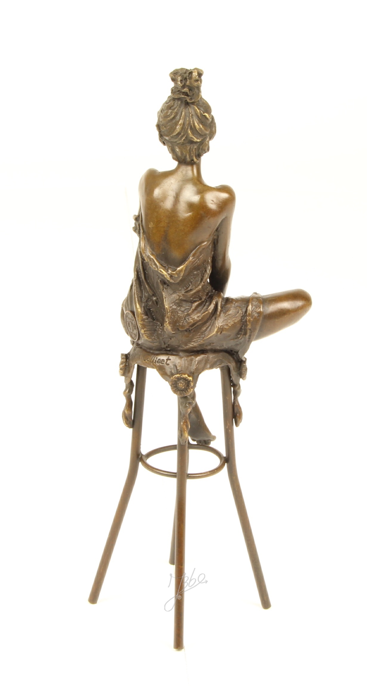 Elegante Bronze Damenstatue Skulptur einer Frau auf Hocker 9