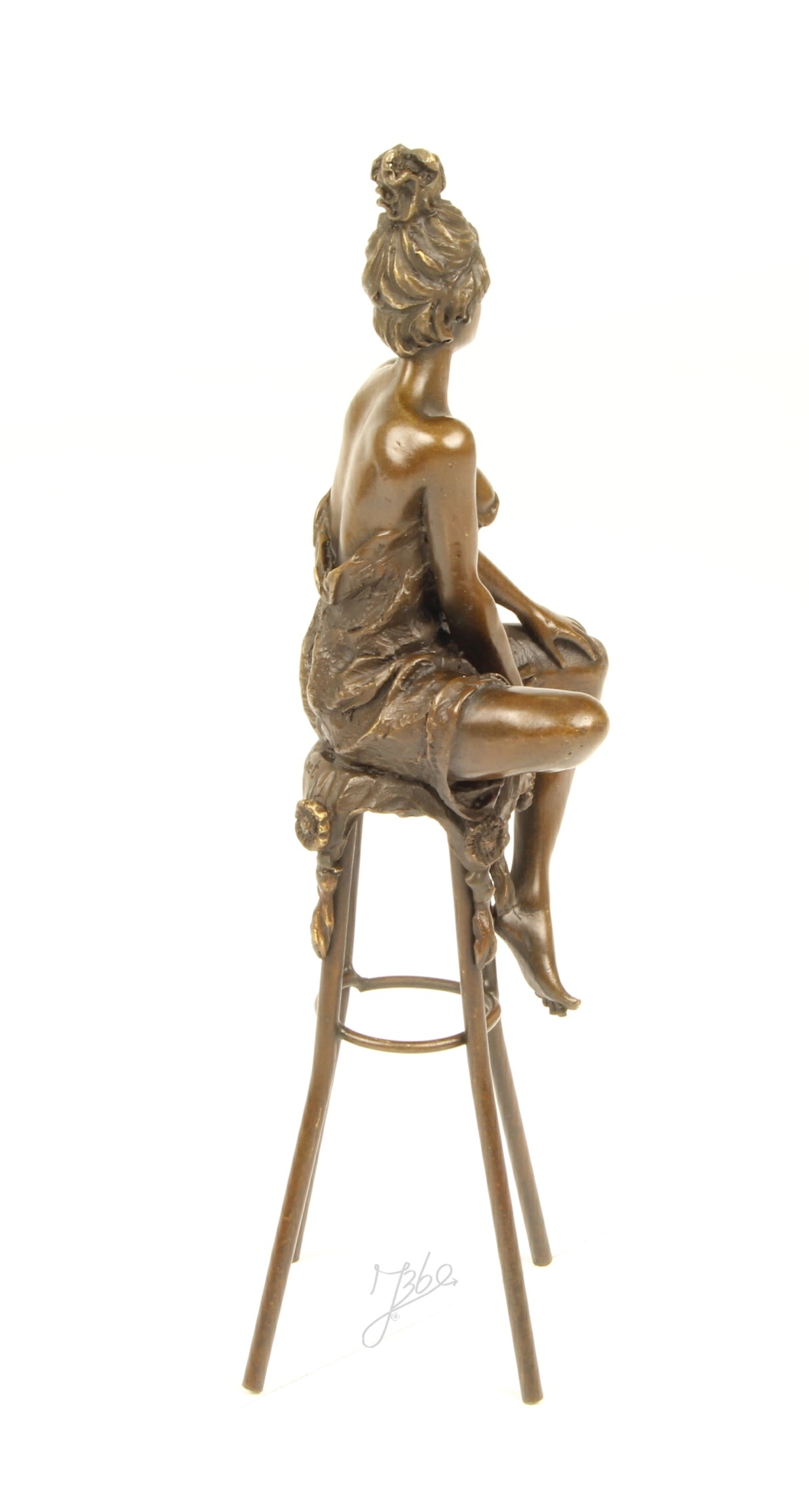 Elegante Bronze Damenstatue Skulptur einer Frau auf Hocker 10