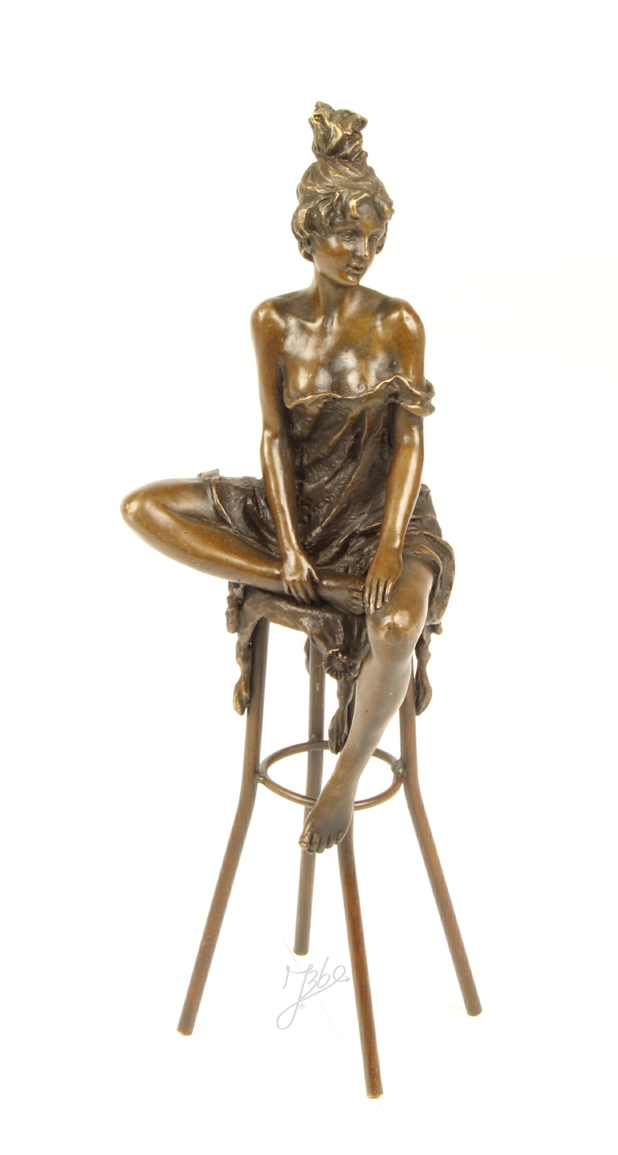 Elegante Bronze Damenstatue Skulptur einer Frau auf Hocker 13