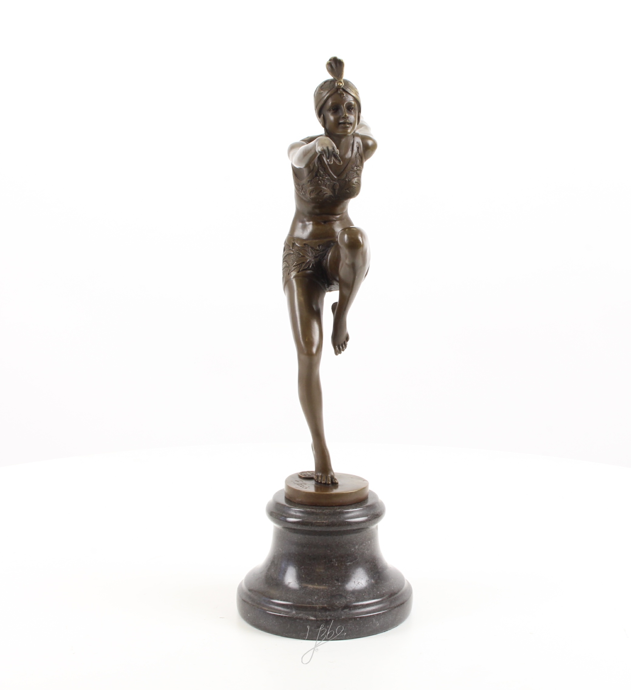 Elegante Art Déco Bronzeskulptur Anmutige Weibliche Figur auf Sockel 16