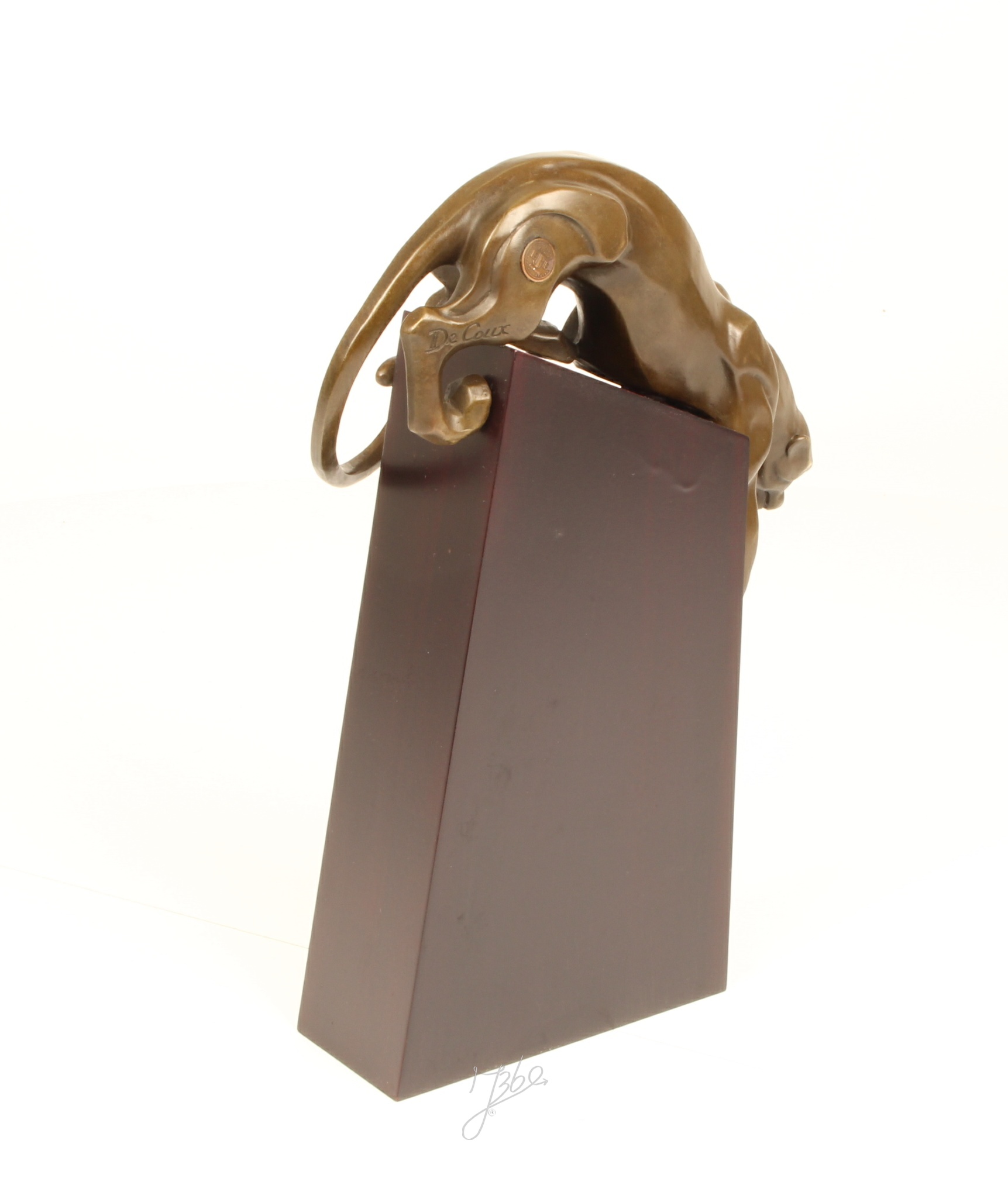 Elegante Bronze Panther Skulptur auf edlem Holzsockel 9