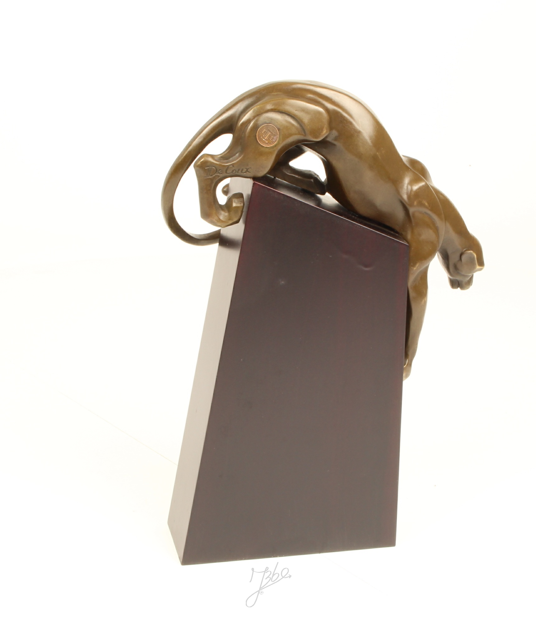 Elegante Bronze Panther Skulptur auf edlem Holzsockel 10