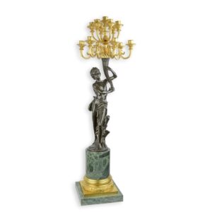 Klassischer Bronzefiguren Kerzenhalter Eleganter Kandelaber mit Marmorsockel