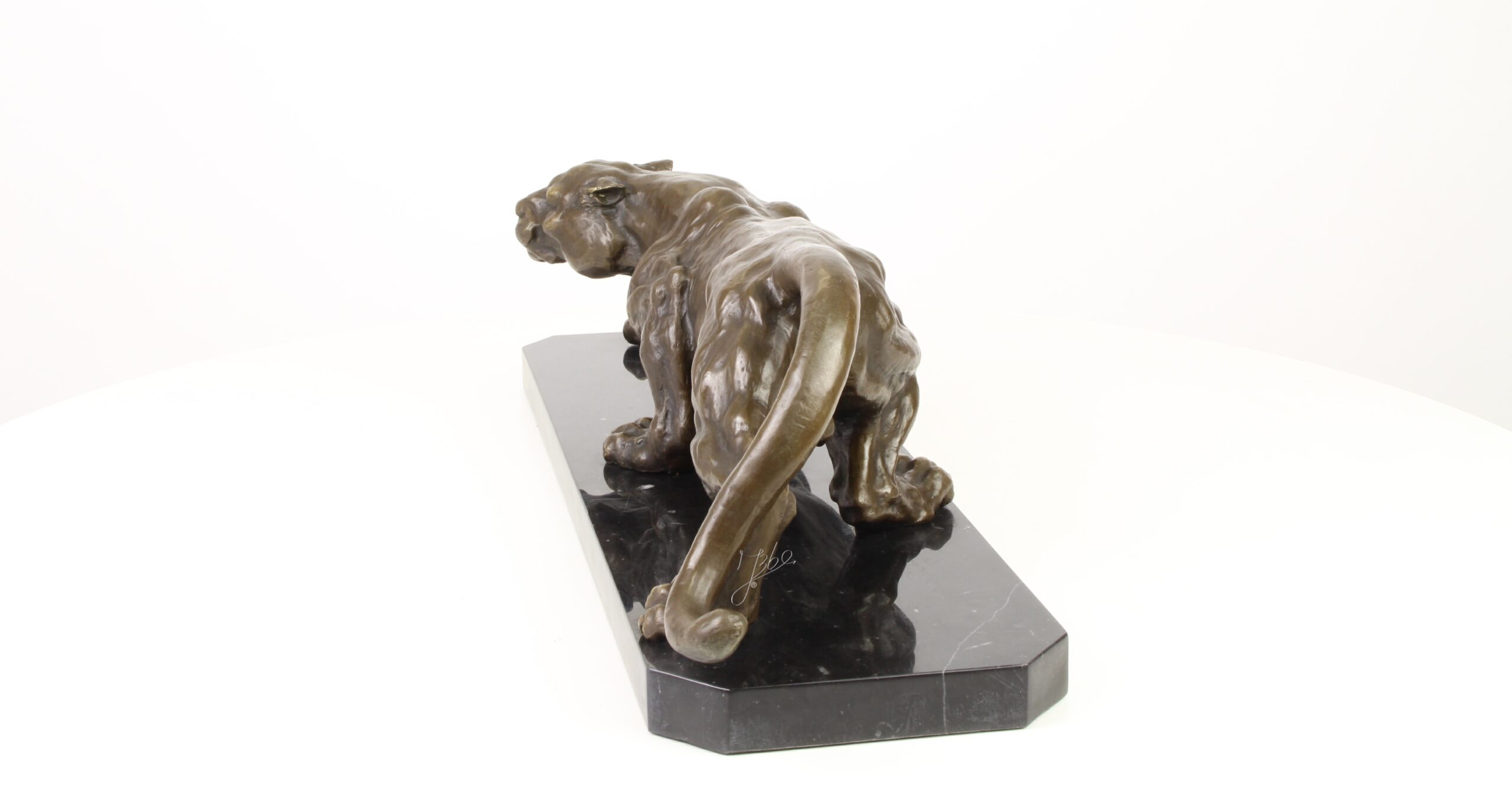Exquisite Bronze Panther Skulptur Lauernder Panther auf Sockel 7