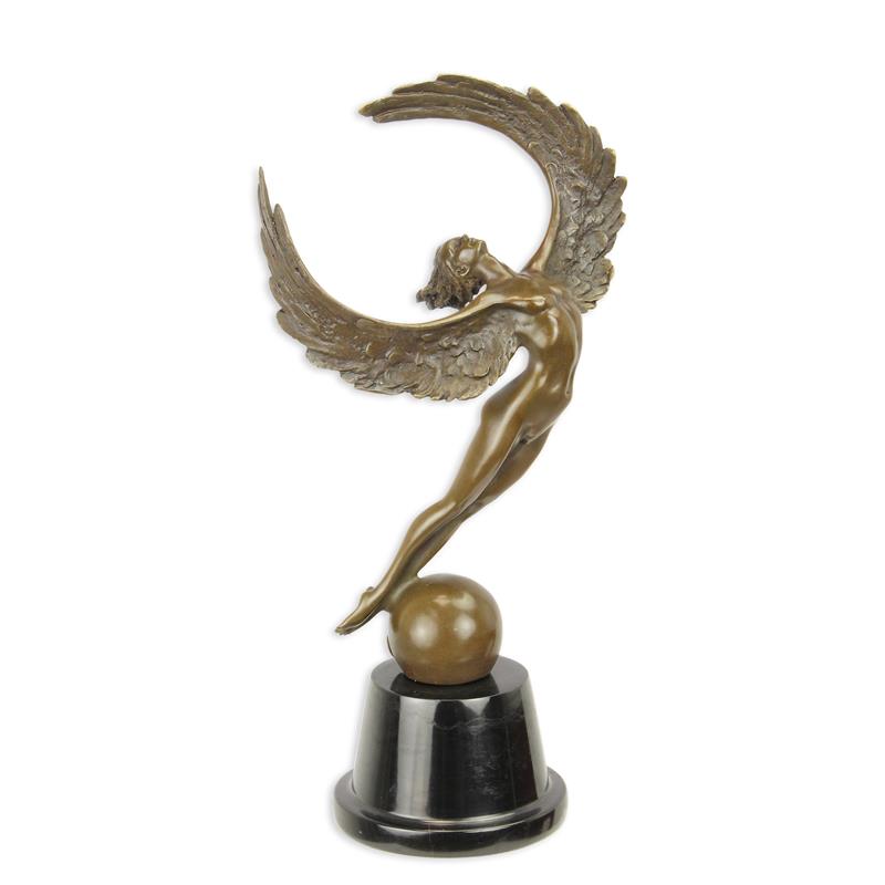 Einzigartige Geflügelte Bronzeskulptur Weibliche Figur als Kunstwerk 2