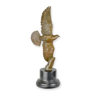 Elegante Bronzeskulptur Taube mit Ausgebreiteten Flügeln  Kunstvolle Dekoration