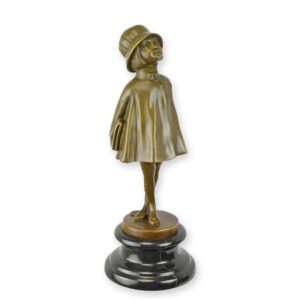 Charmante Bronze Mädchenfigur Fröhliche Bronzeskulptur vom Schulmädchen