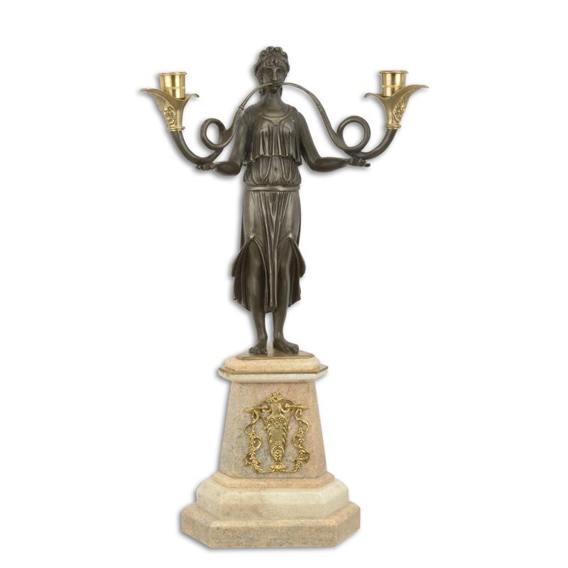 Eleganter Bronze Kerzenhalter Antikes Kandelaber mit zwei Armen 2