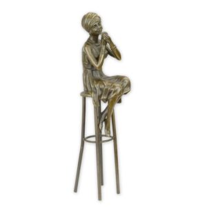Elegante Bronze Frauenfigur Nachdenkliche Skulptur mit zeitlosem Charme