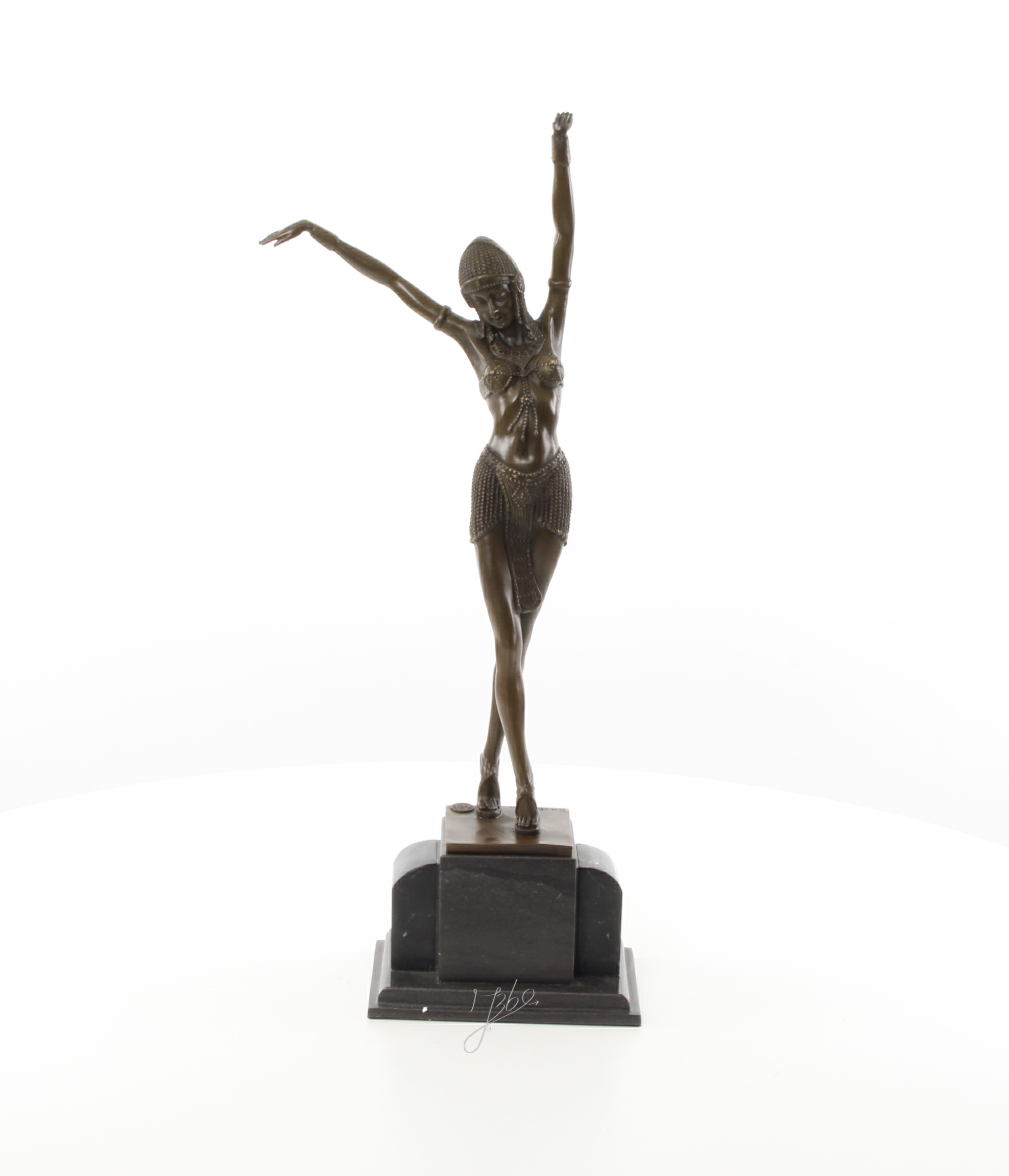 Exquisite Art déco Bronzeskulptur Ägyptische Tänzerin im Stil der 1920er 3