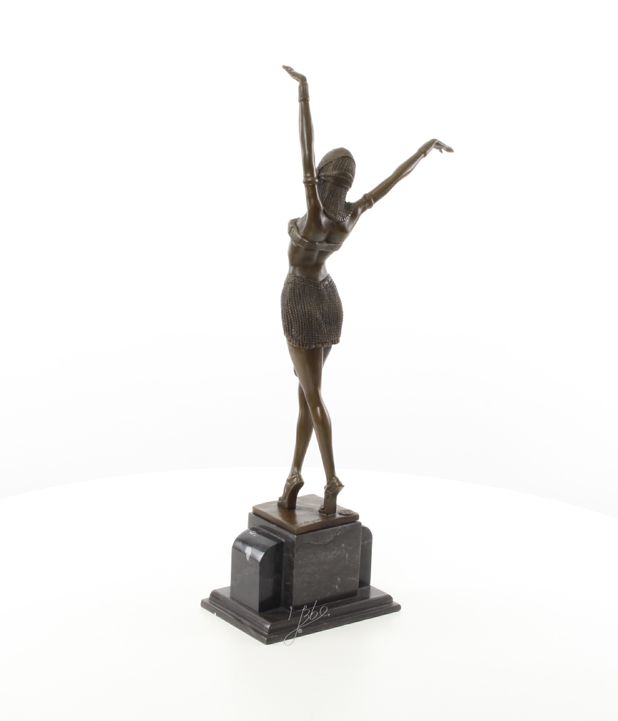 Exquisite Art déco Bronzeskulptur Ägyptische Tänzerin im Stil der 1920er 9