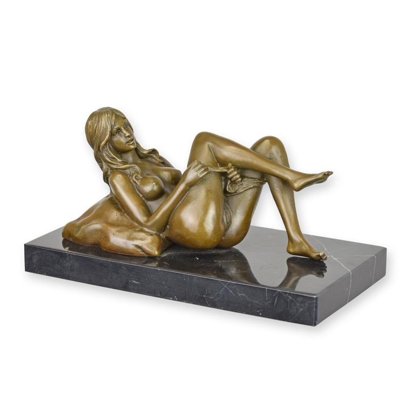 Exquisite Bronze Figur Liegende Frau Erotische Skulptur mit Kissen 2