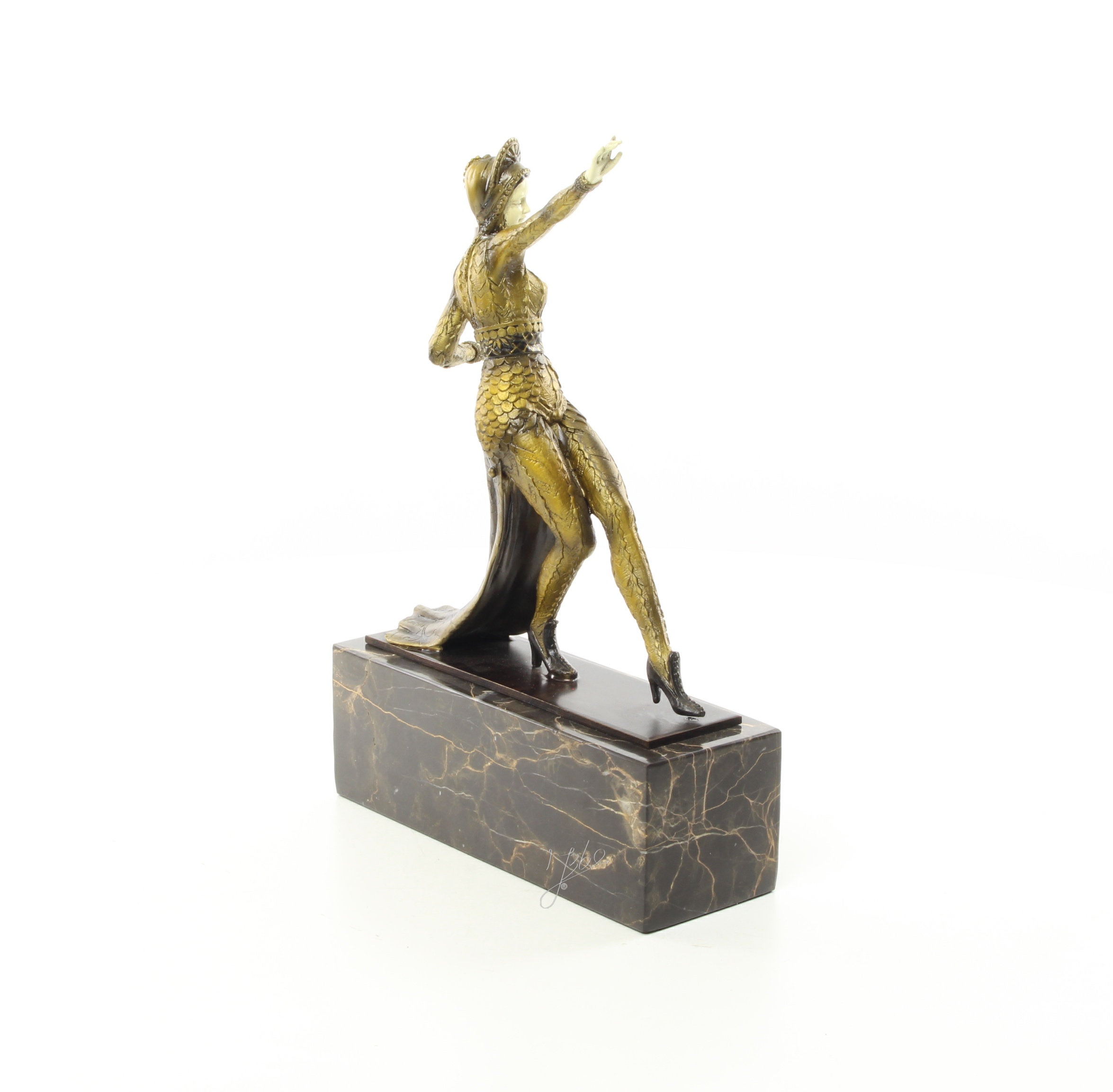 Elegante Bronze Tanzskulptur Detaillierte Tänzerin auf Marmorsockel 17