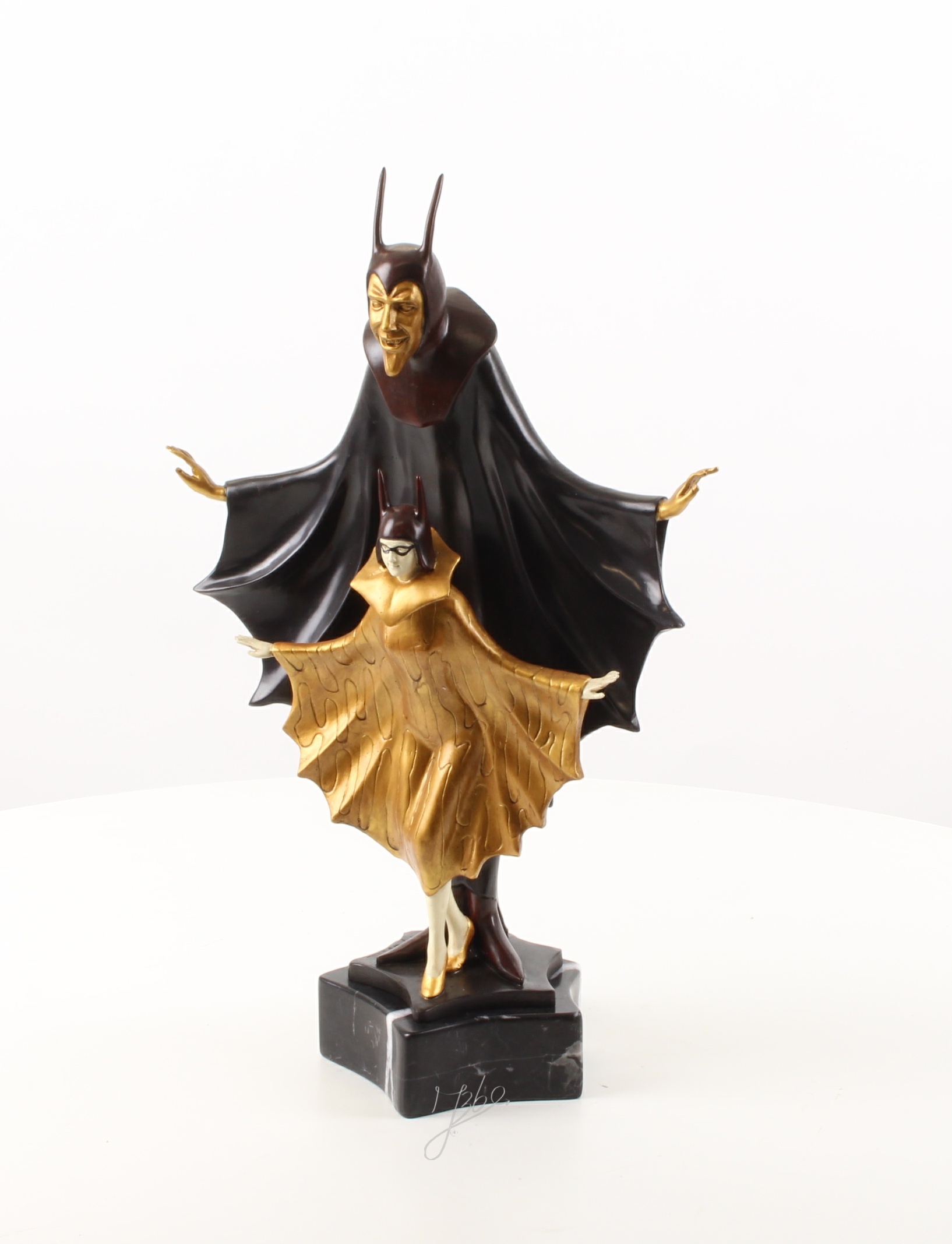 Dynamische Bronze Tanzskulptur Elegante Bewegung in Kunst 4