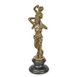 Exquisite Bronze Faun Skulptur mit Bacchus Kind Detail