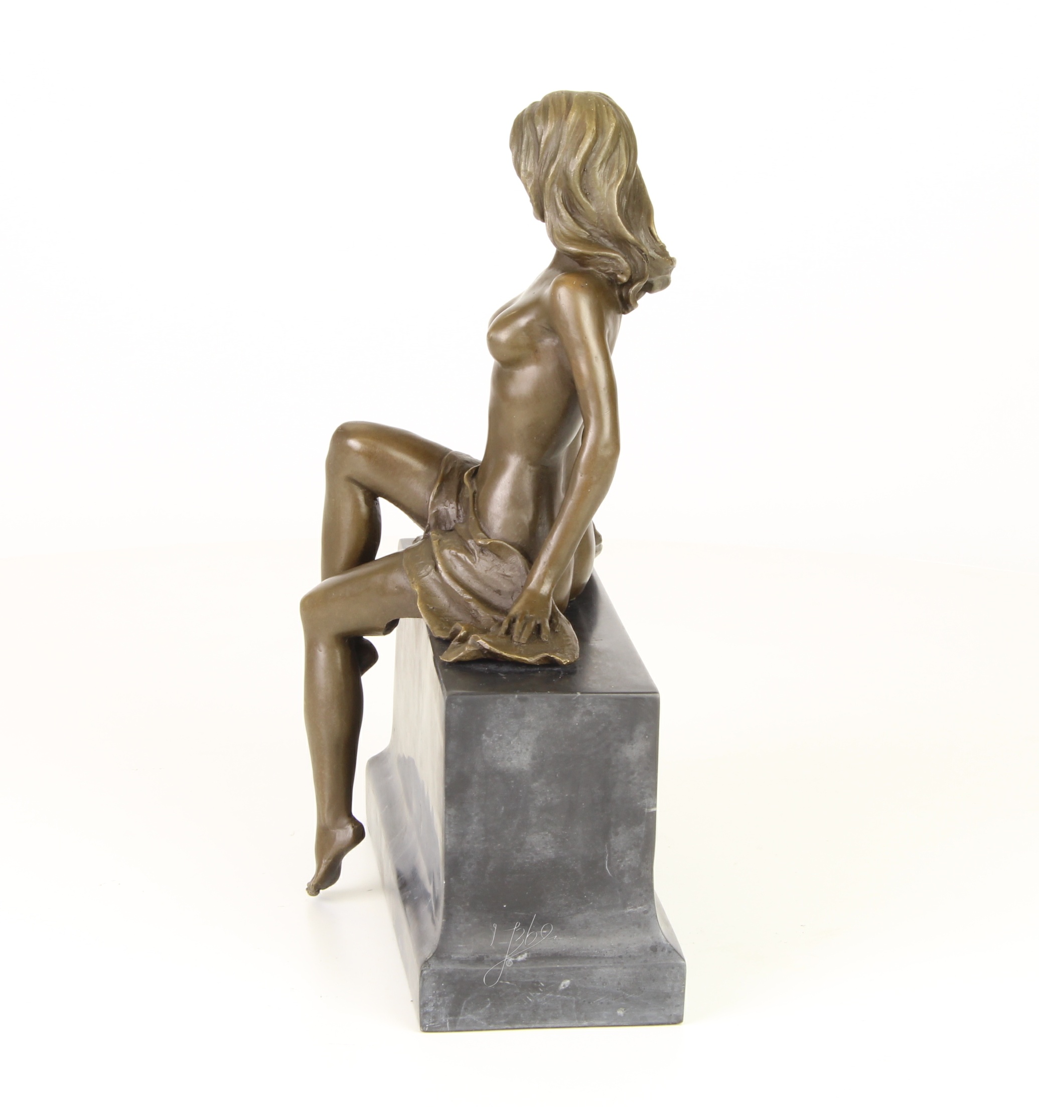 Elegante Bronze Frauenfigur Skulptur einer sitzenden Frau 6