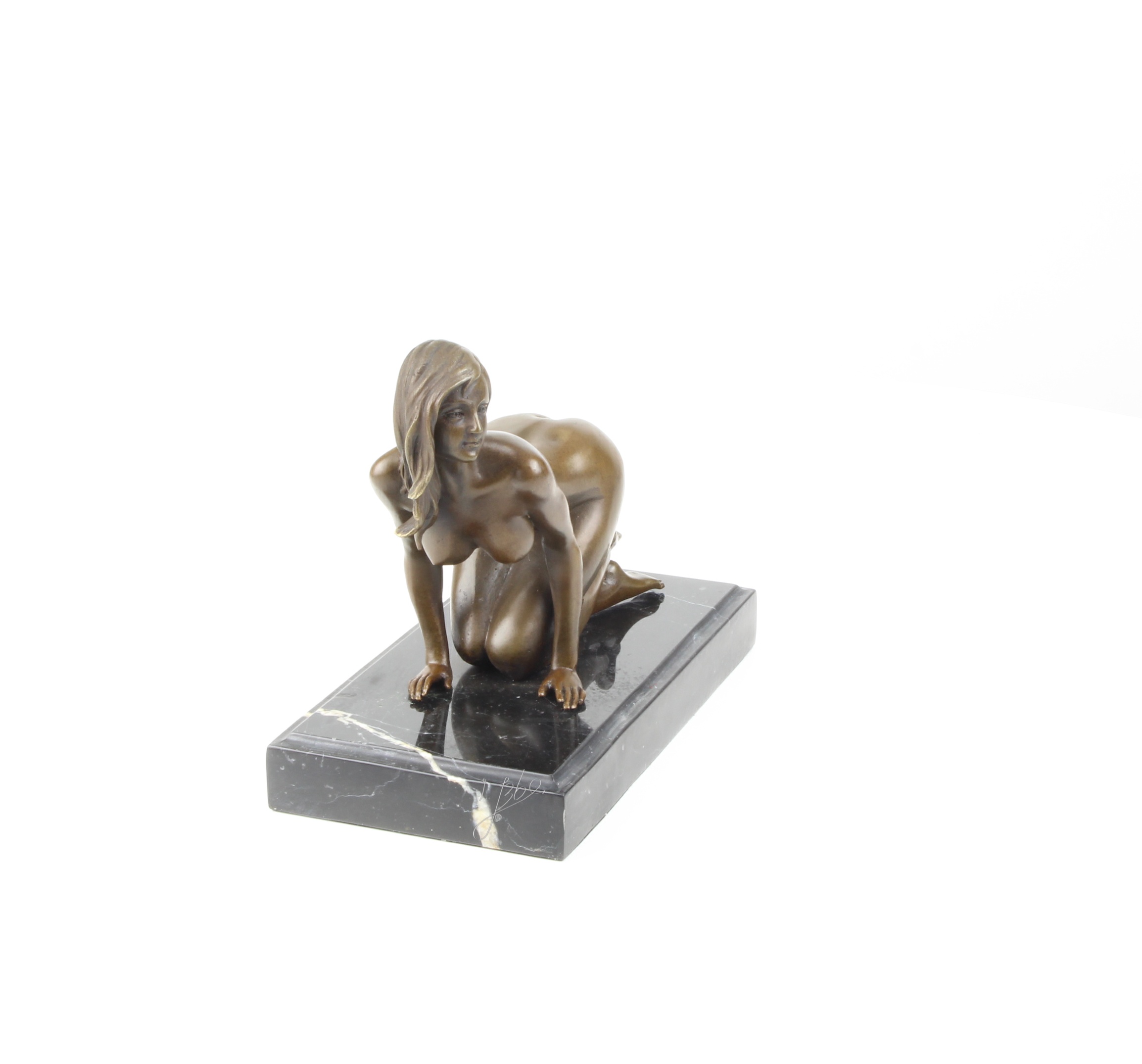 Elegante Bronzestatue Kniende weibliche Aktfigur auf Sockel 16