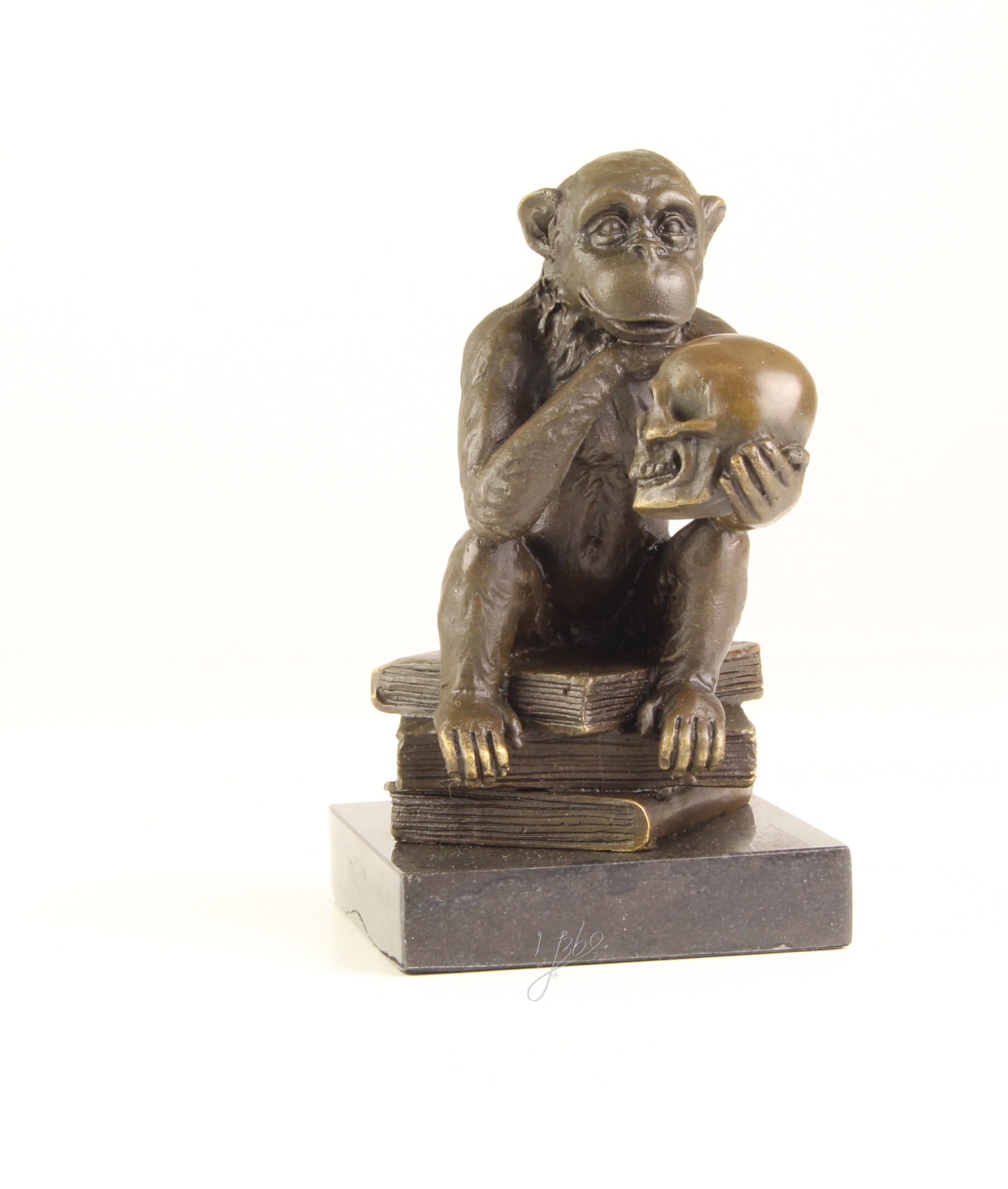 Nachdenkliche Affenbronze Skulptur mit Totenkopf Philosophie pur 4