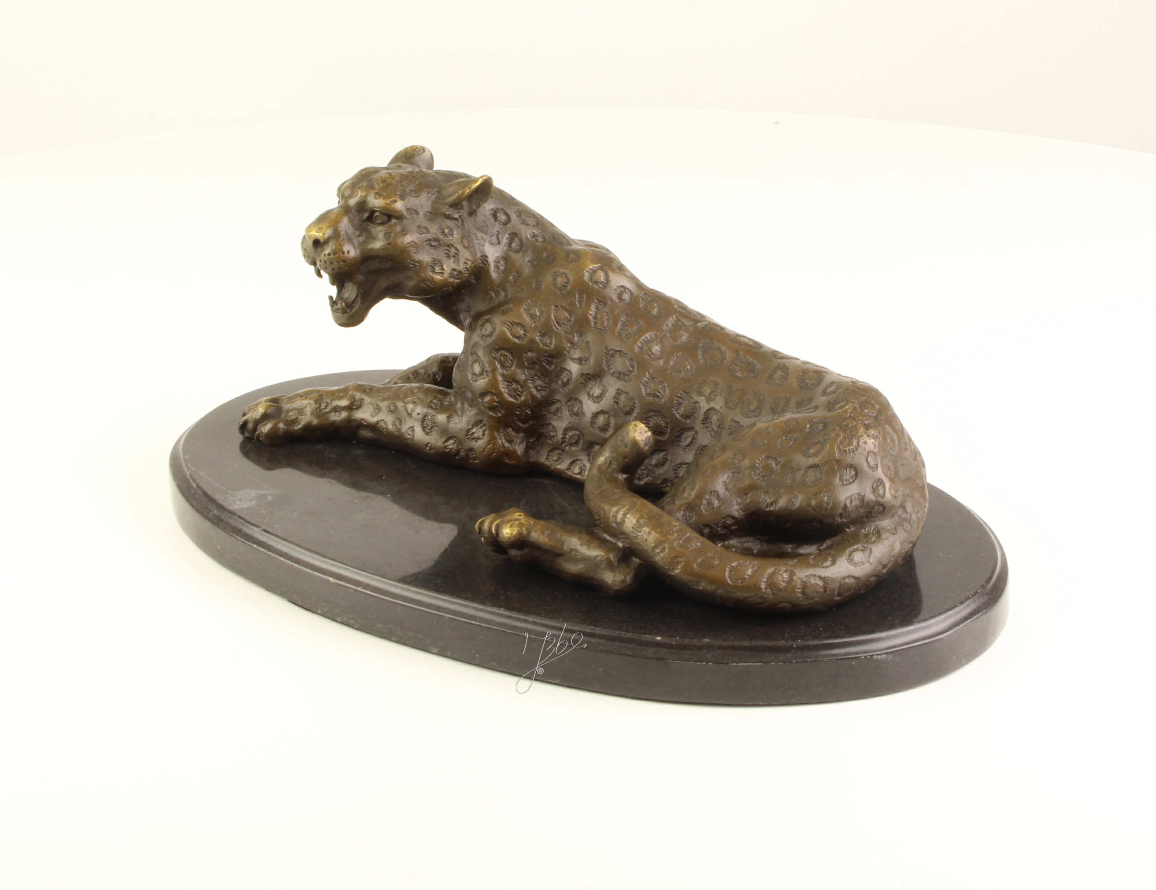 Hochwertige Bronzeskulptur Leopard Detaillierte Leopardenfigur entdecken 4