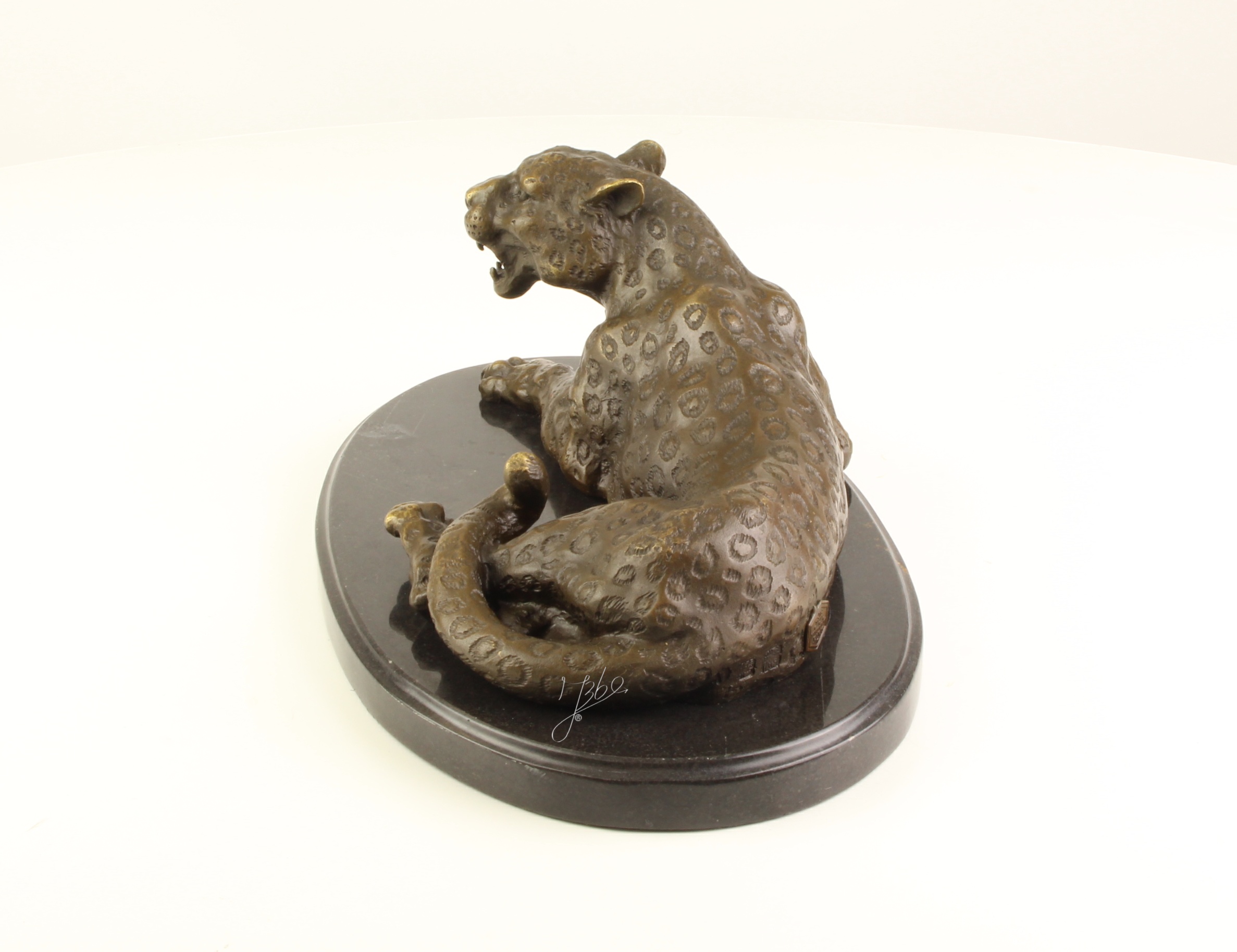 Hochwertige Bronzeskulptur Leopard Detaillierte Leopardenfigur entdecken 7