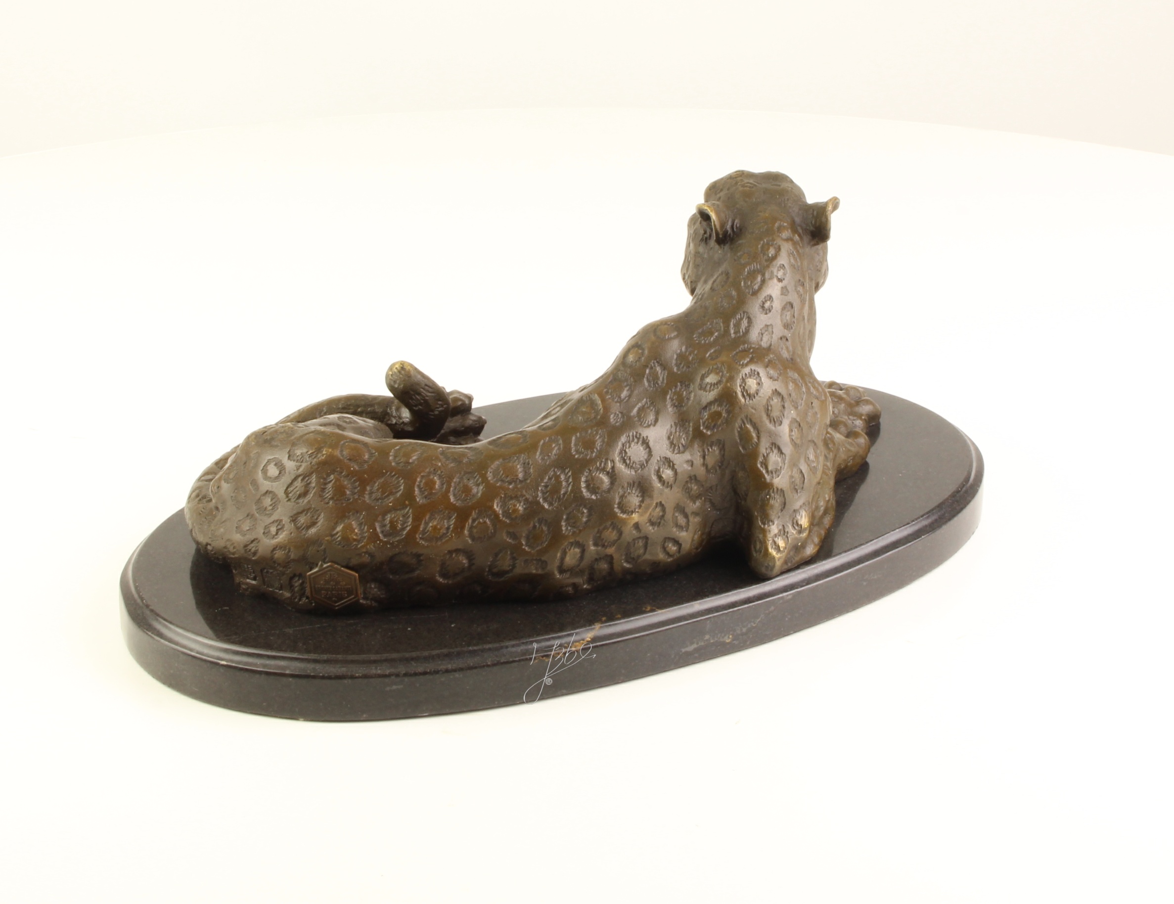 Hochwertige Bronzeskulptur Leopard Detaillierte Leopardenfigur entdecken 12