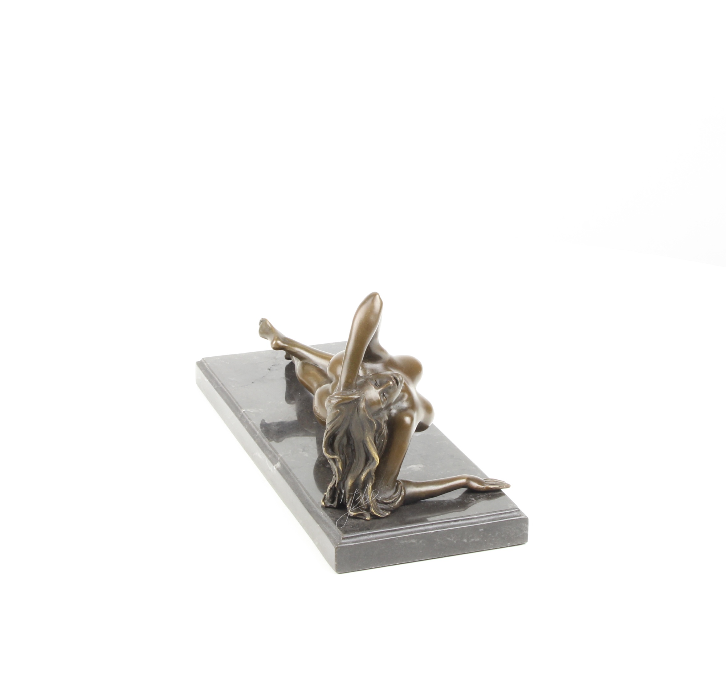 Elegante Bronze Frauenfigur Liegende Bronzeskulptur einer nackten Frau 15
