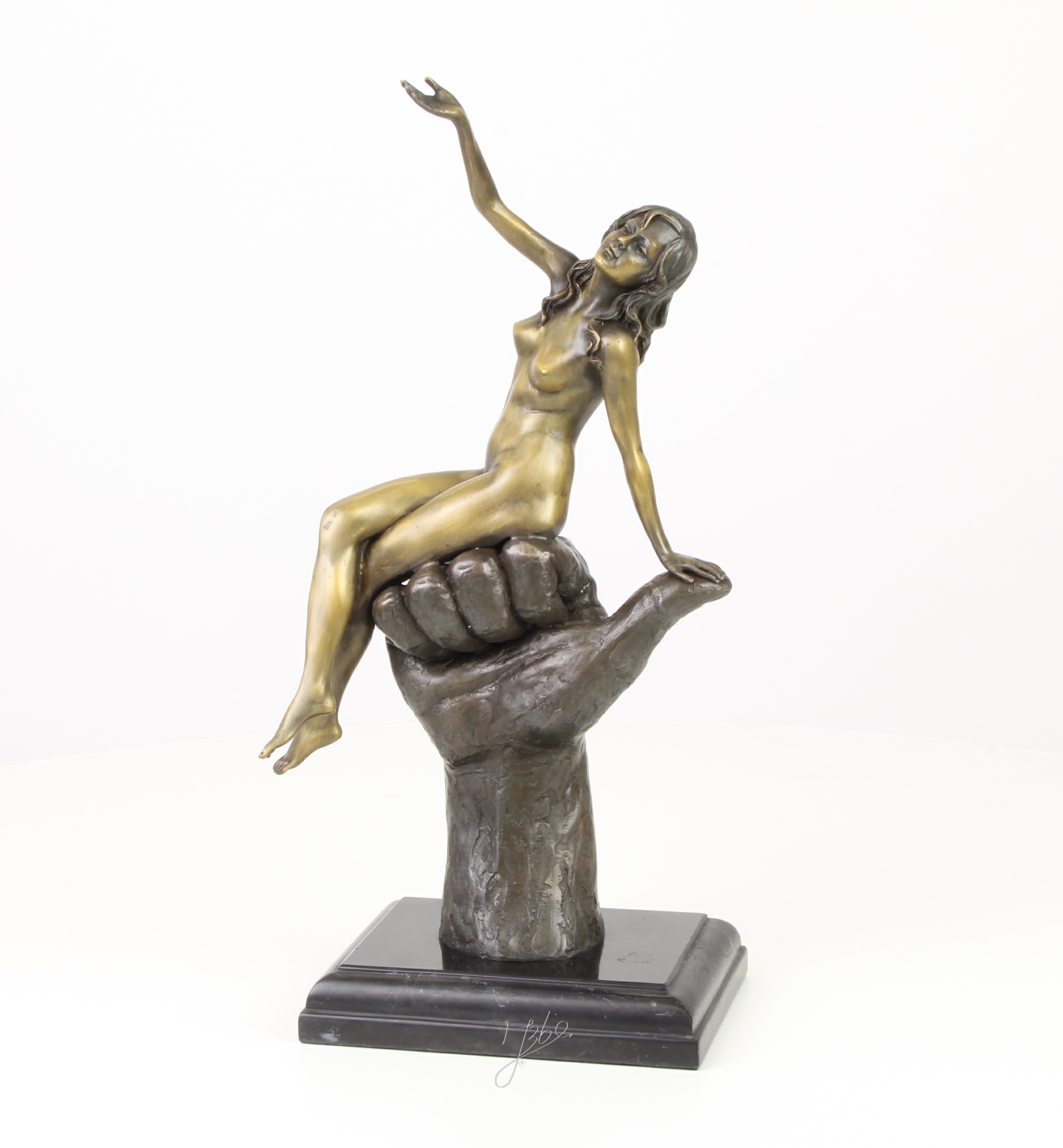Elegante Bronze Frauenfigur Skulptur einer Sitzenden Frau 4
