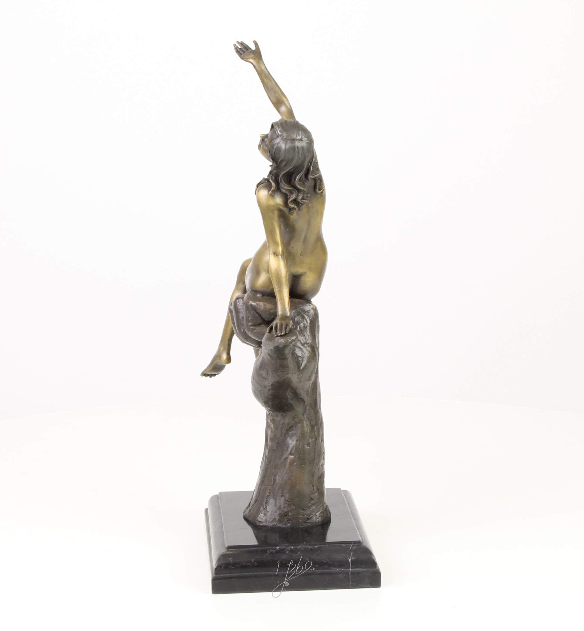 Elegante Bronze Frauenfigur Skulptur einer Sitzenden Frau 8