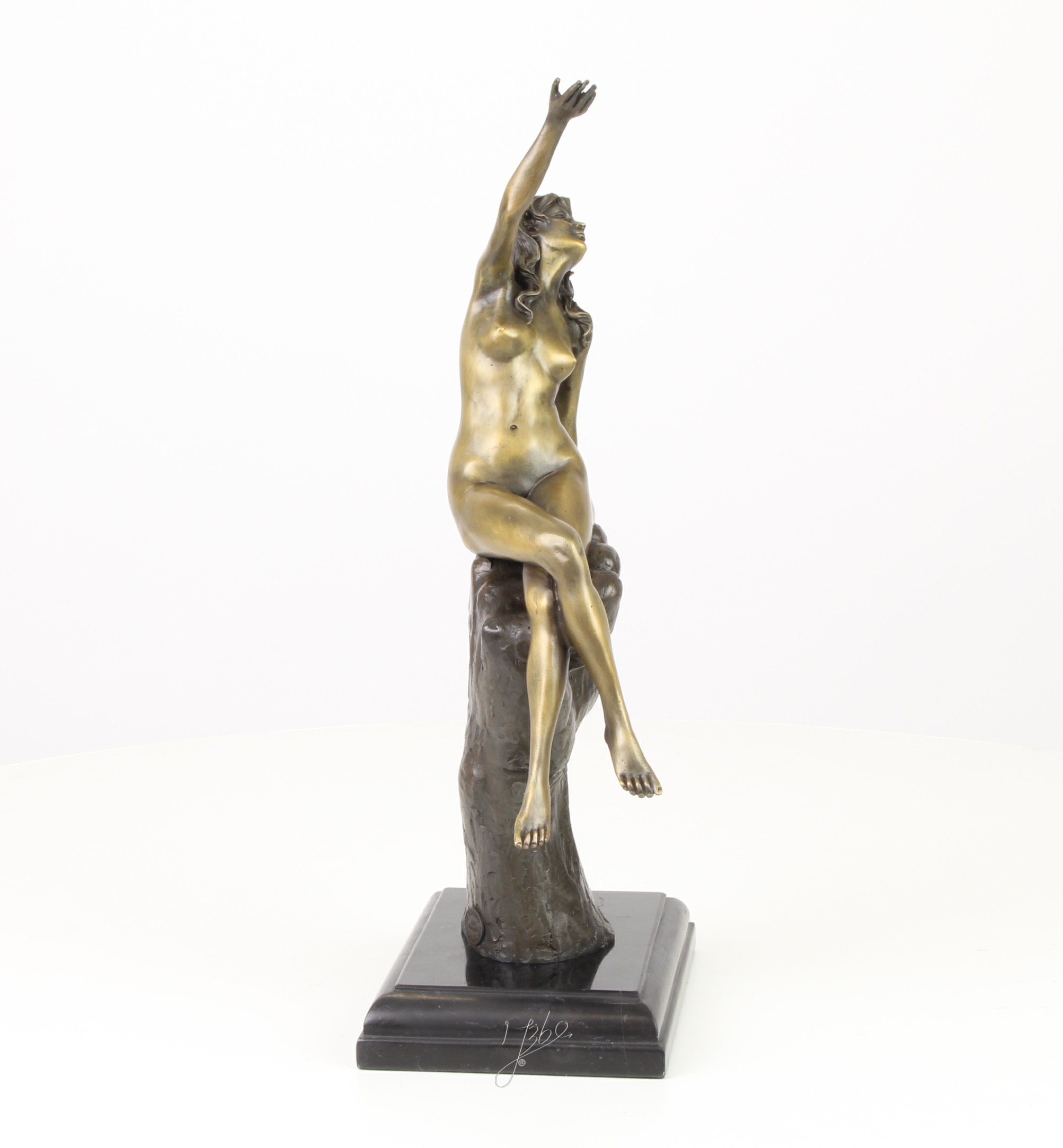 Elegante Bronze Frauenfigur Skulptur einer Sitzenden Frau 15