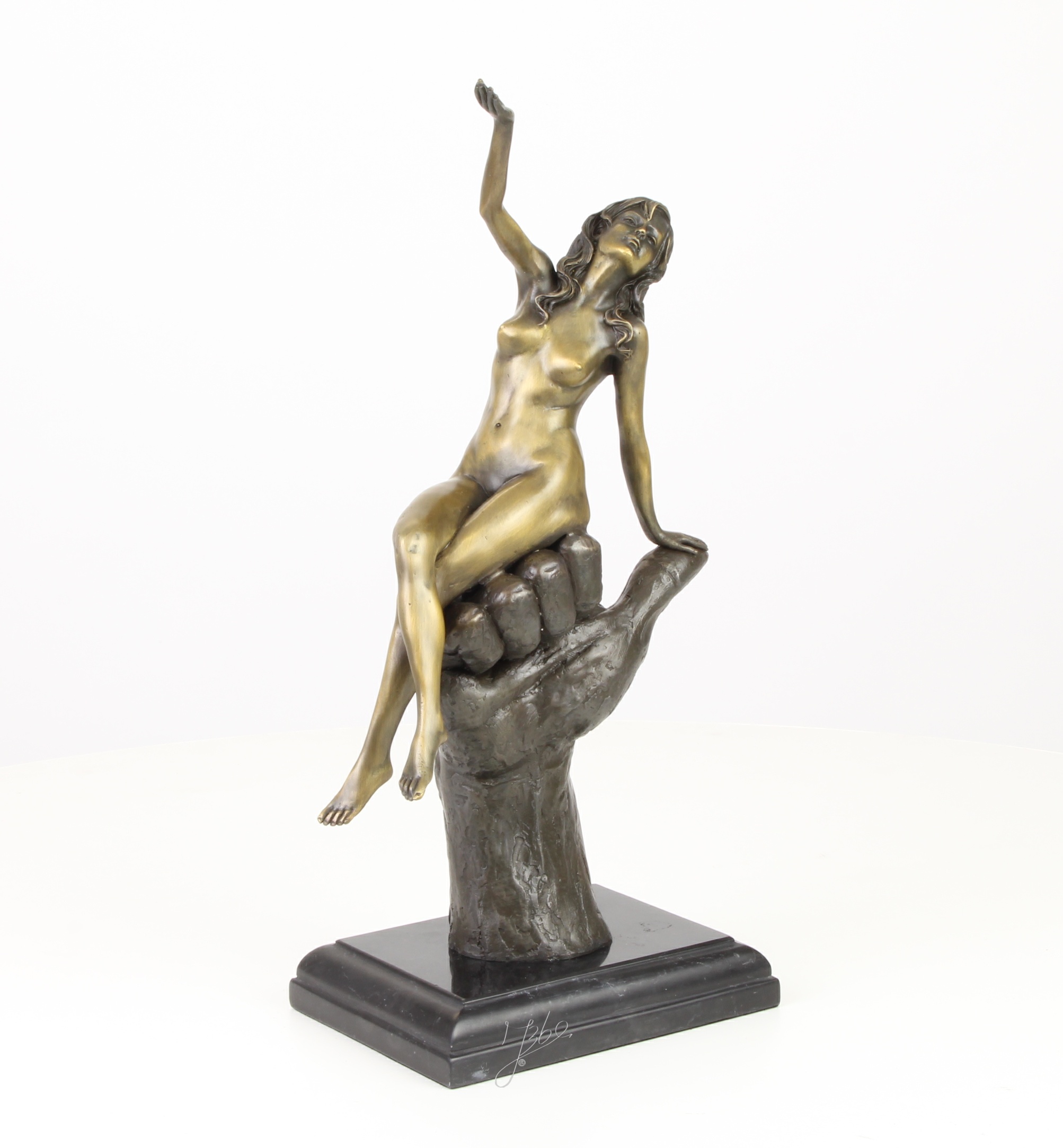 Elegante Bronze Frauenfigur Skulptur einer Sitzenden Frau 16