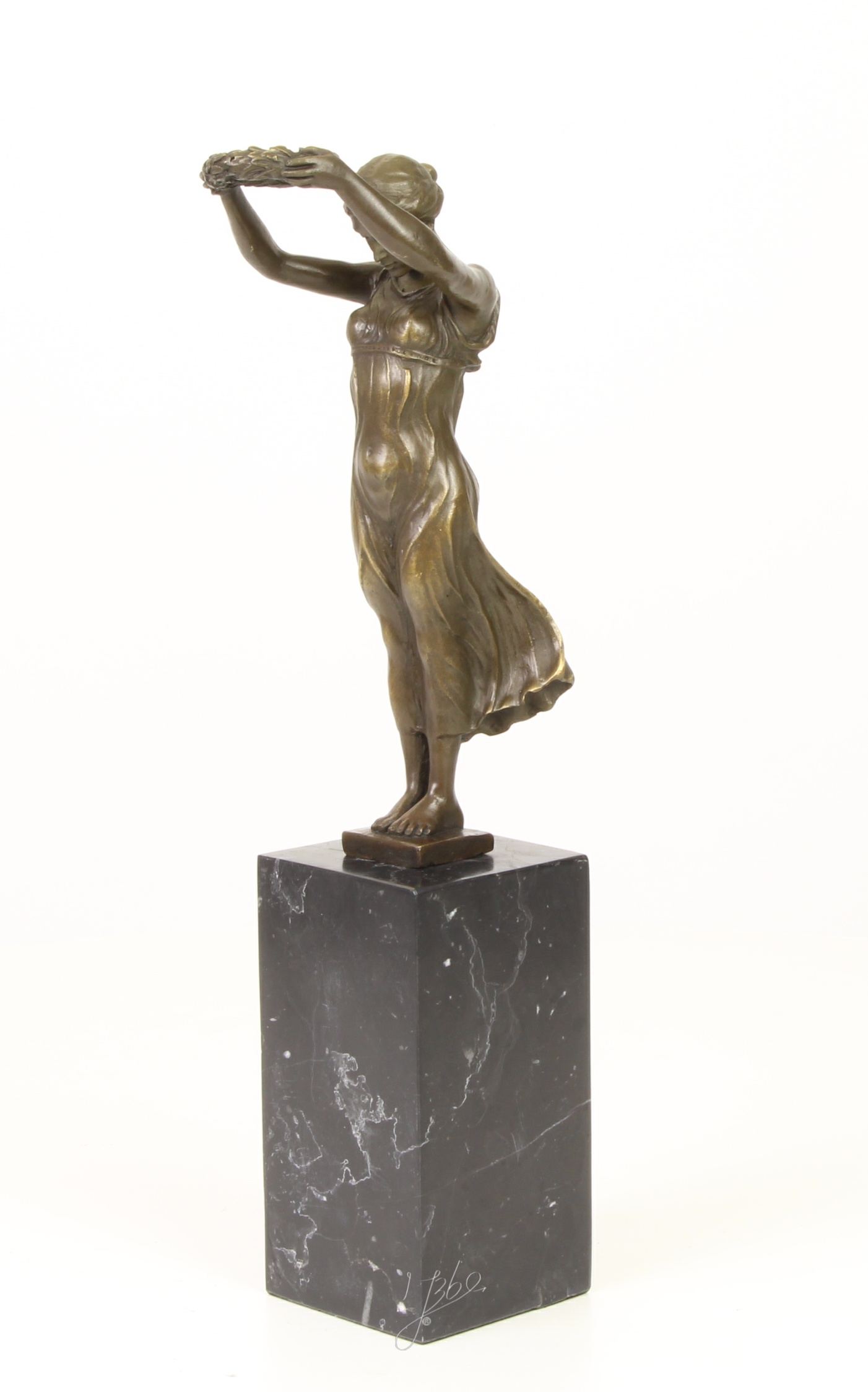 Elegante Bronze Frauenfigur Gëlle Fra Skulptur für Ihr Zuhause 5