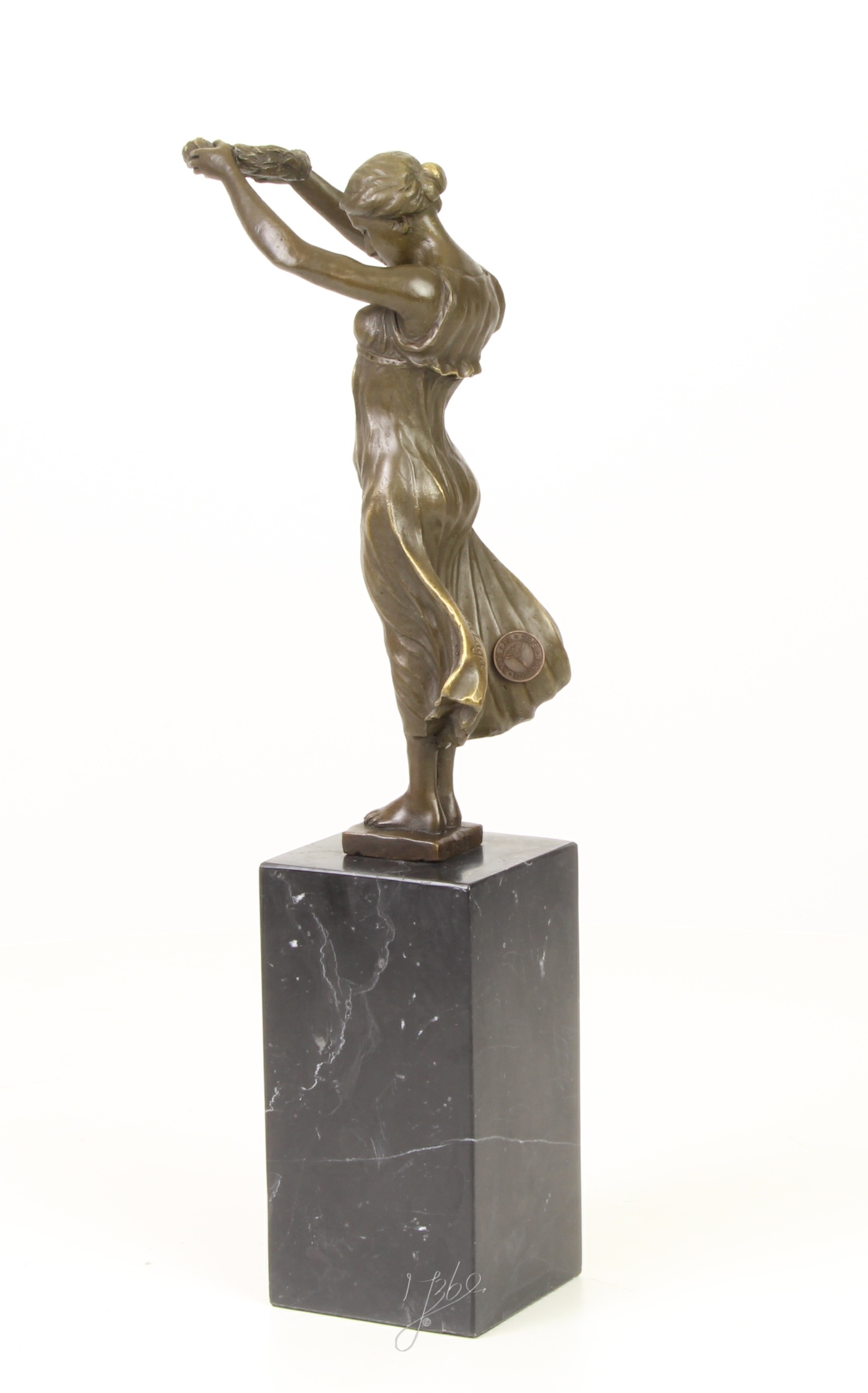 Elegante Bronze Frauenfigur Gëlle Fra Skulptur für Ihr Zuhause 12