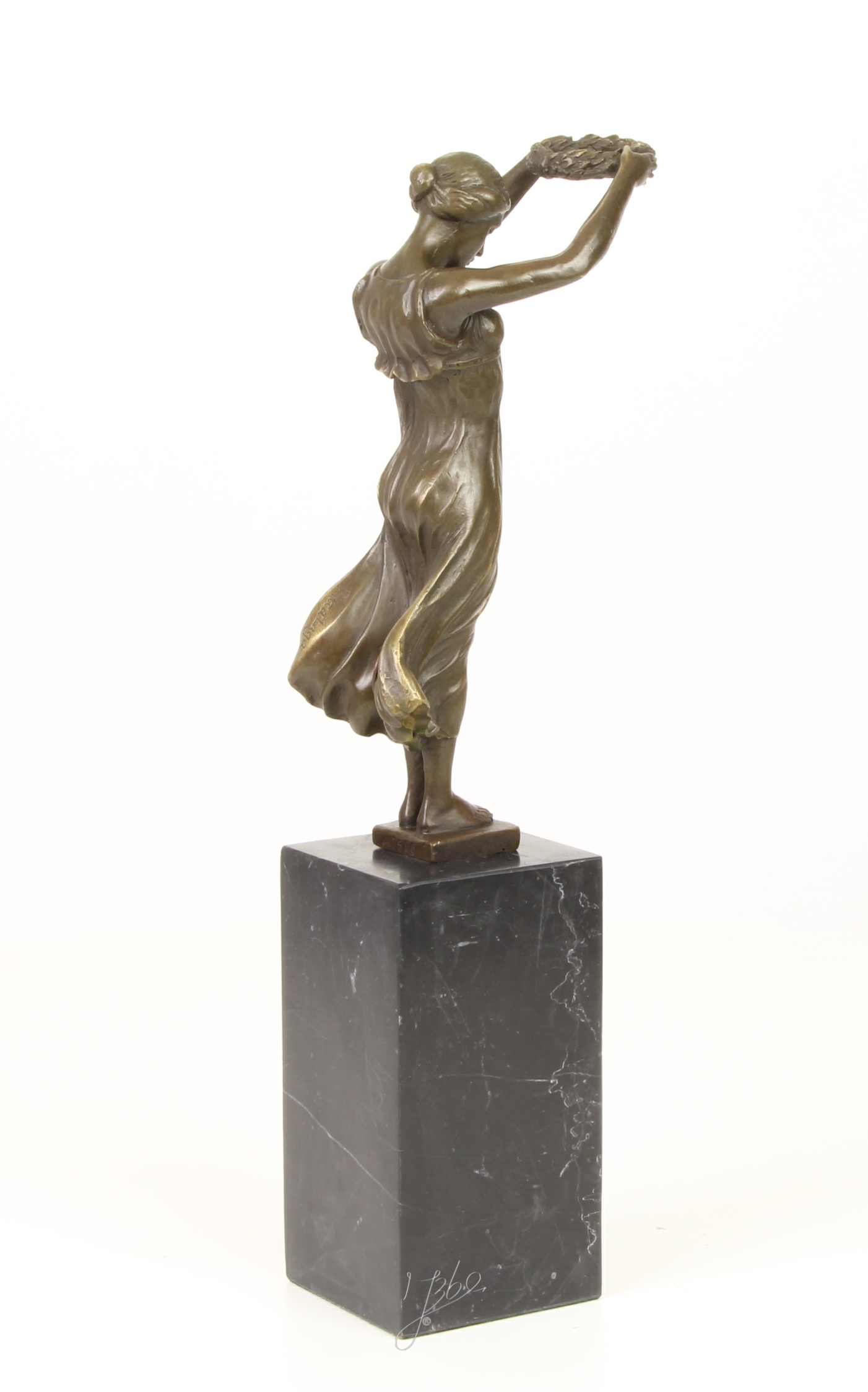 Elegante Bronze Frauenfigur Gëlle Fra Skulptur für Ihr Zuhause 15