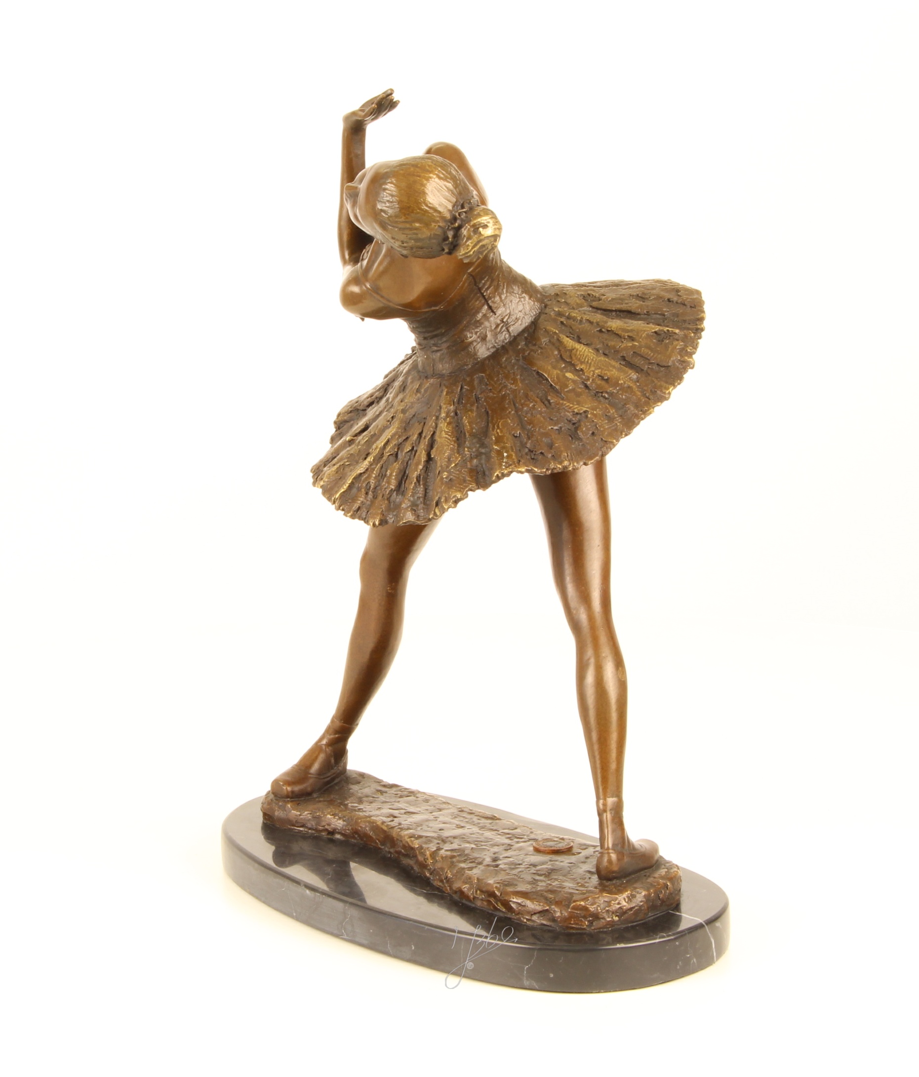 Elegante Bronze Ballerina Skulptur Detaillierte Tänzerin im Tutu 9