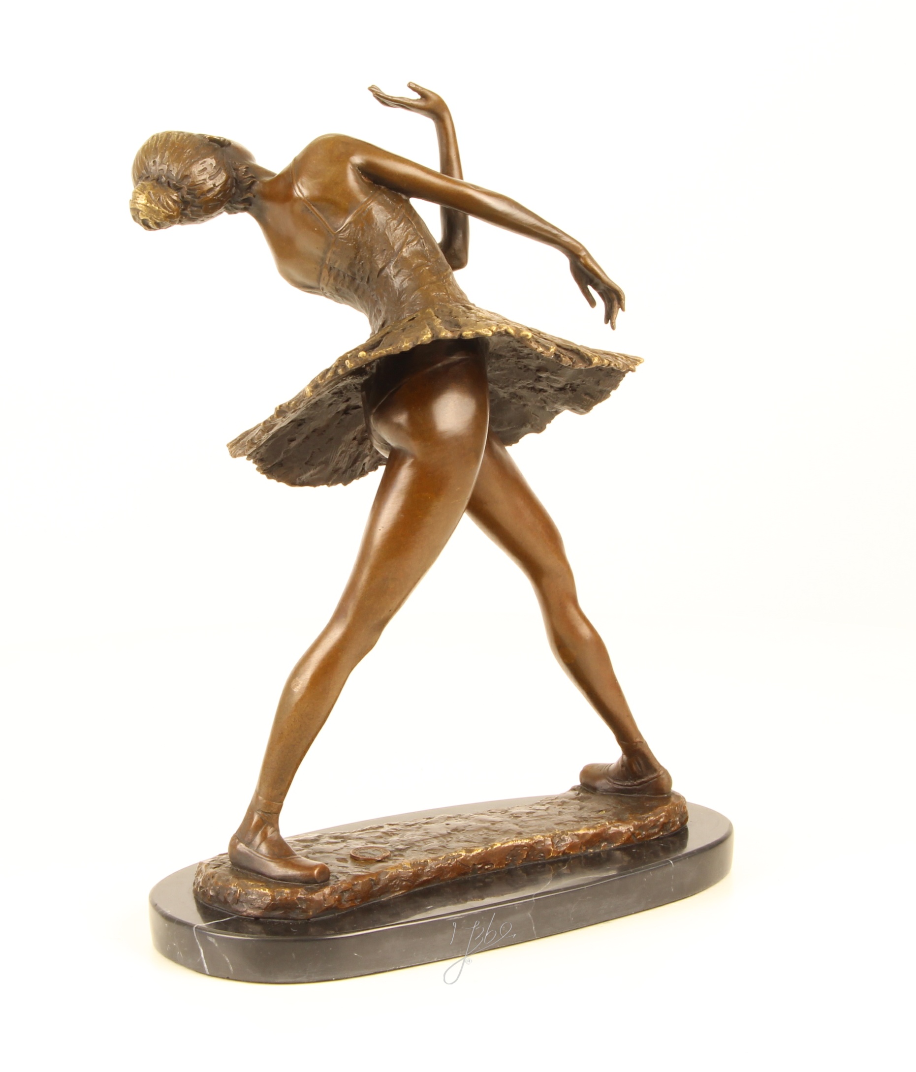 Elegante Bronze Ballerina Skulptur Detaillierte Tänzerin im Tutu 10