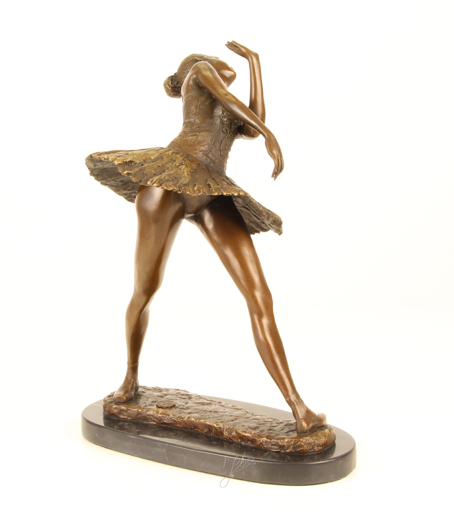 Elegante Bronze Ballerina Skulptur Detaillierte Tänzerin im Tutu 13